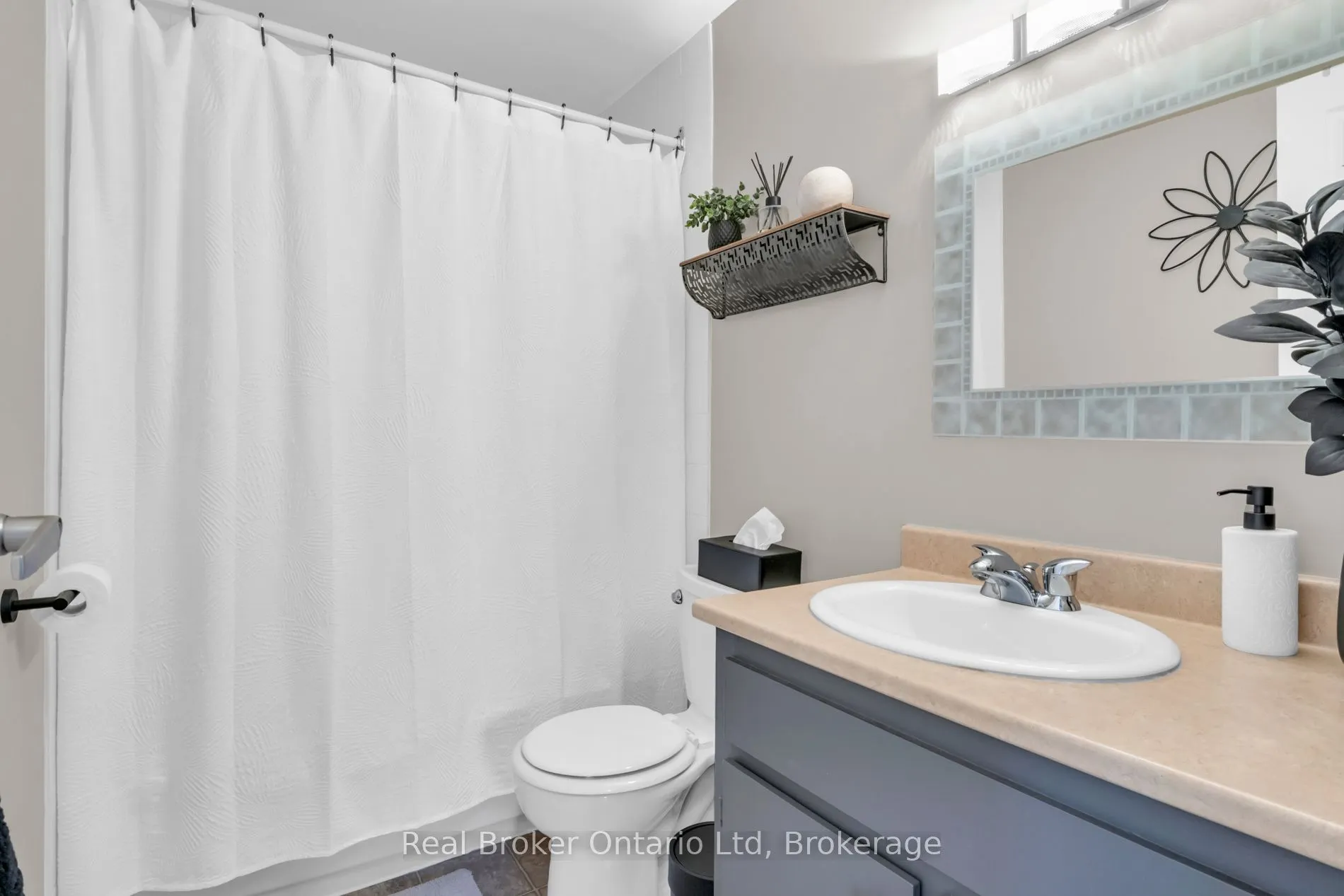 415 Morgan Avenue #15