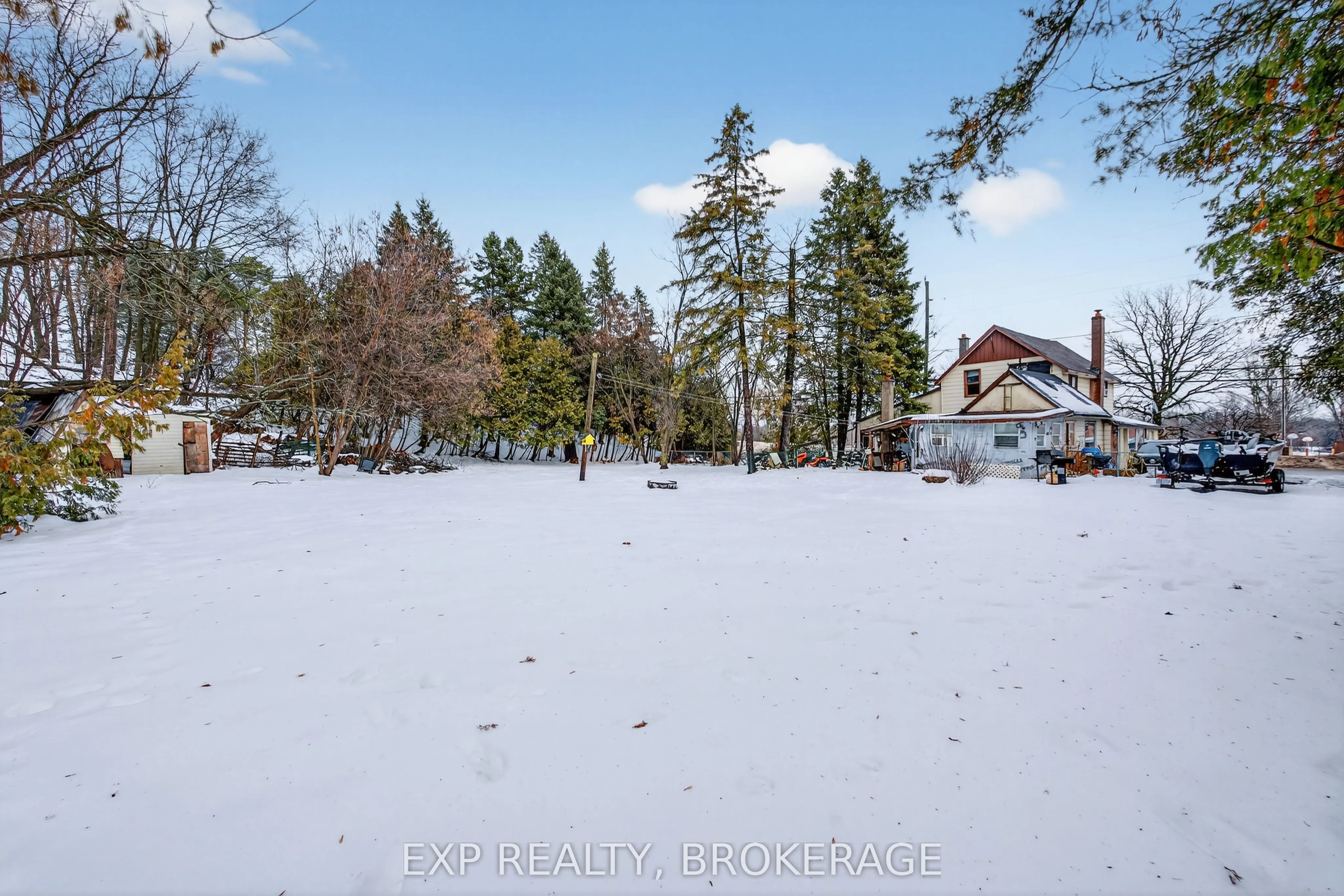 2295 SYDENHAM Road