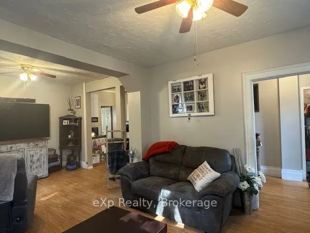 120 3rd Avenue SW