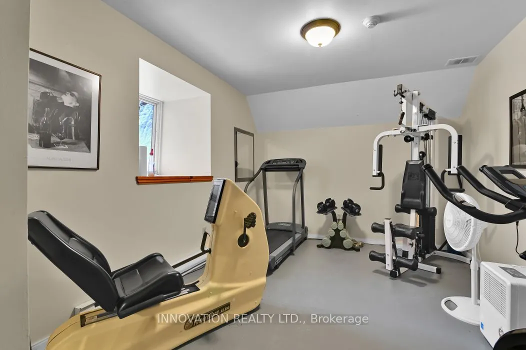 1 Rosamond Street E #319