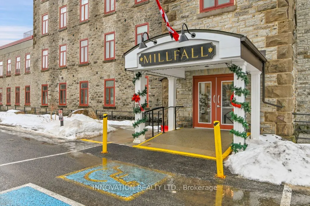 1 Rosamond Street E #319