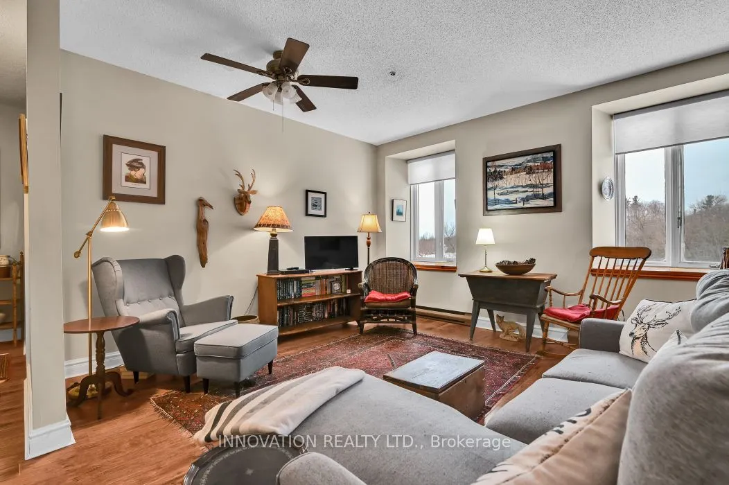 1 Rosamond Street E #319