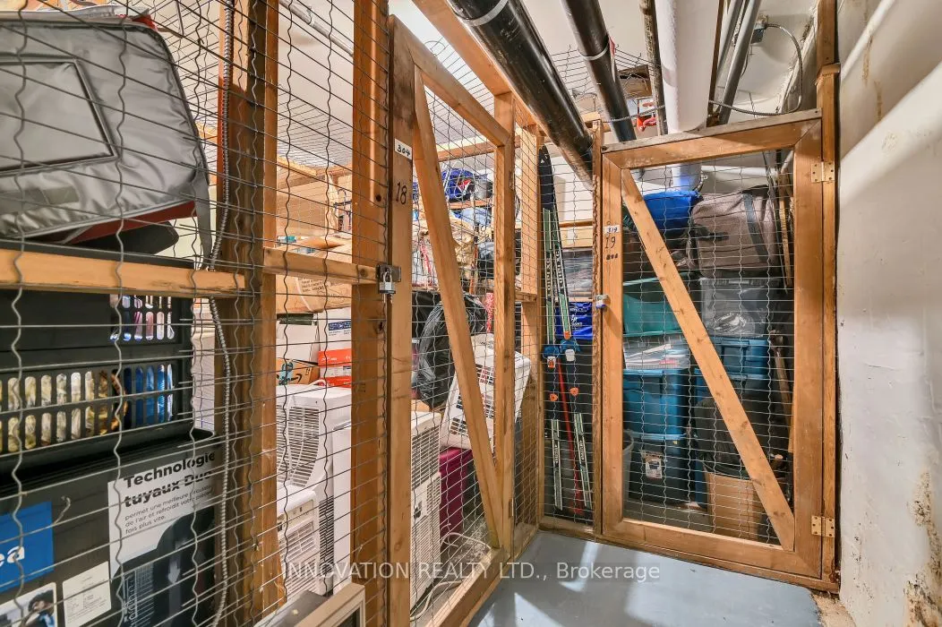 1 Rosamond Street E #319