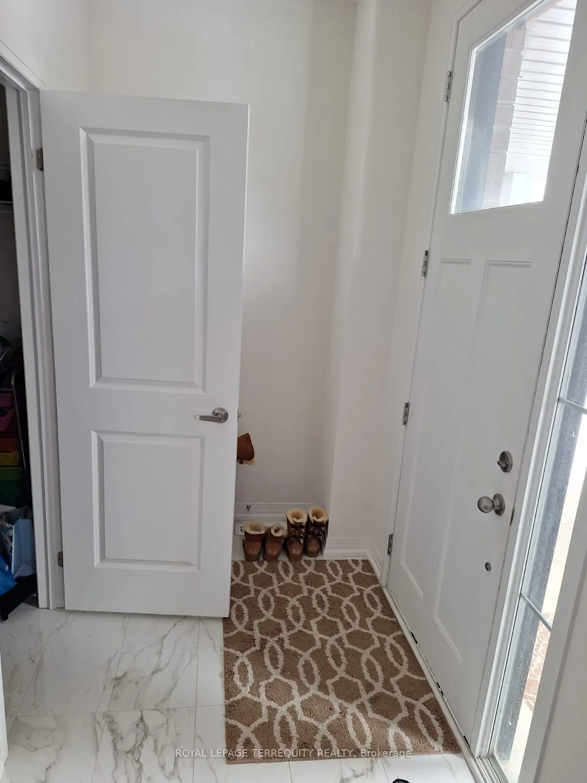 475 Provident Way #28