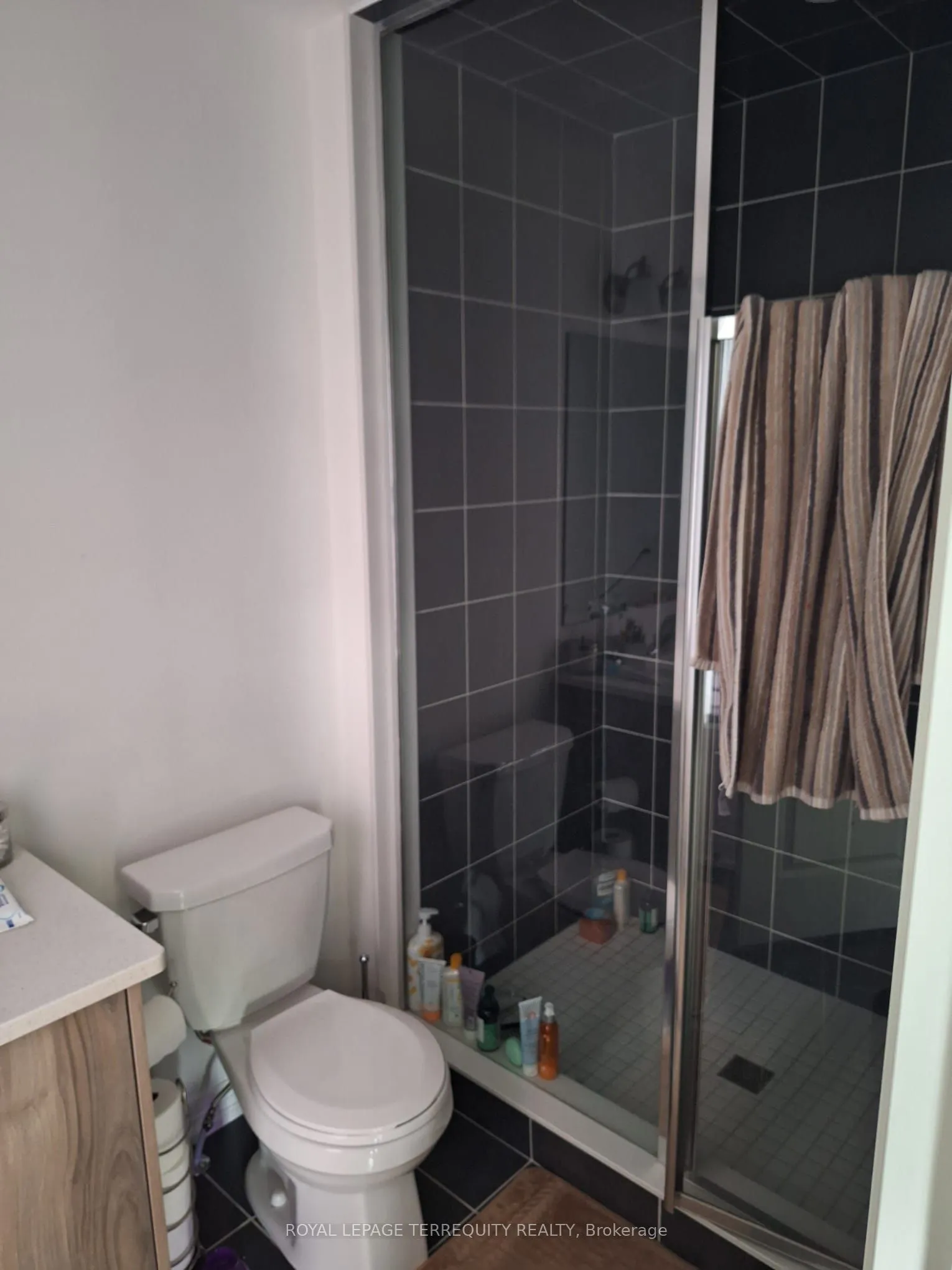 475 Provident Way #28