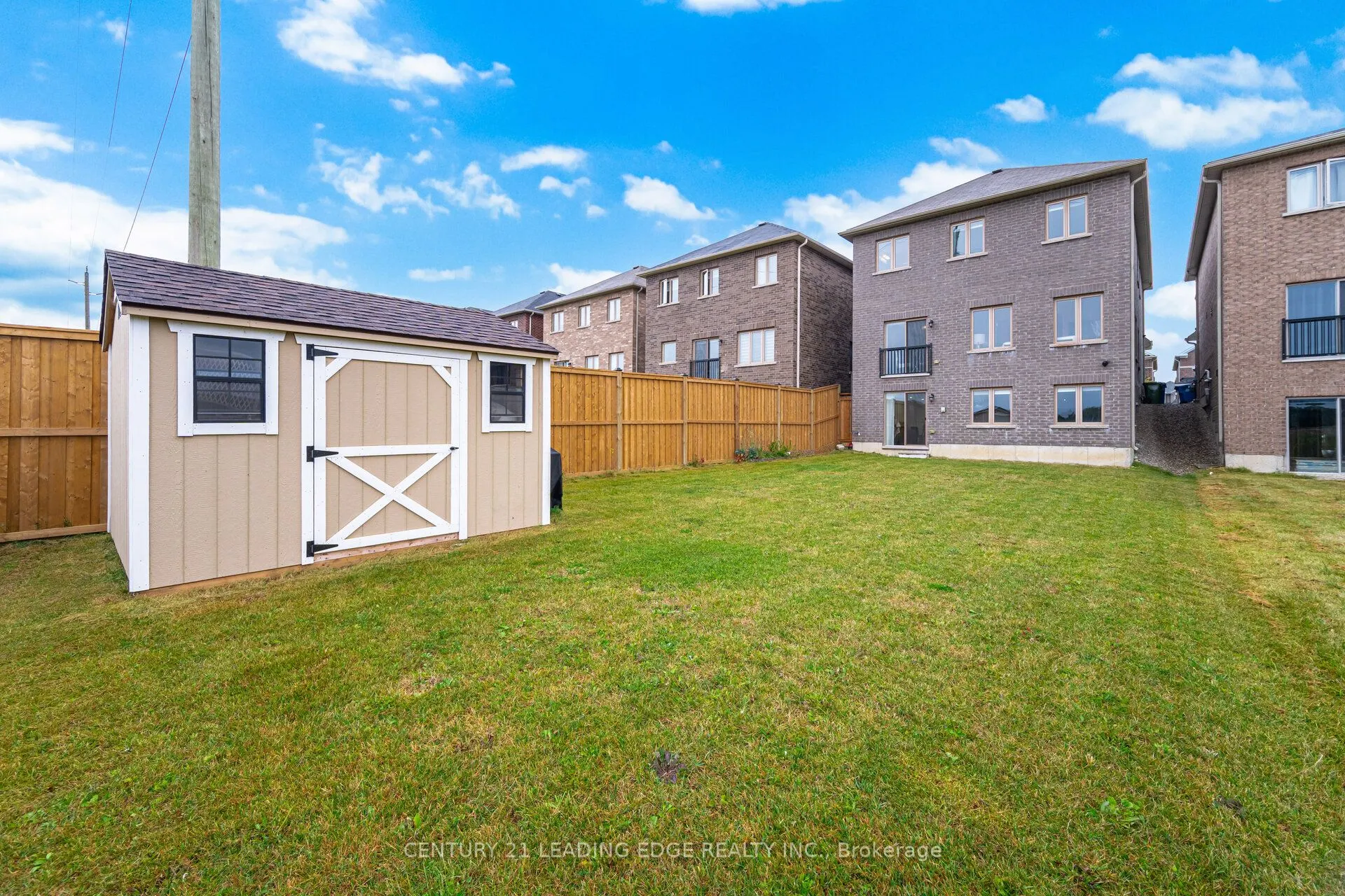 301 Ridley Crescent