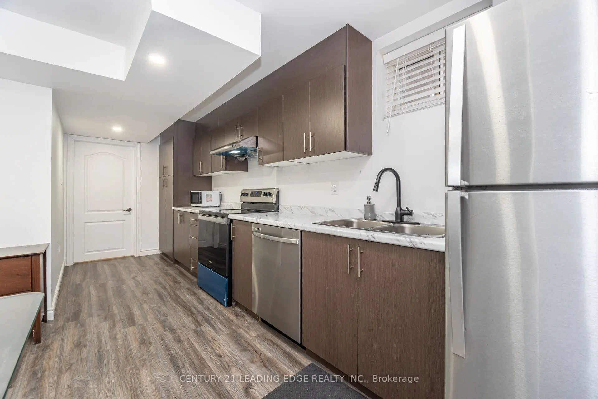 301 Ridley Crescent
