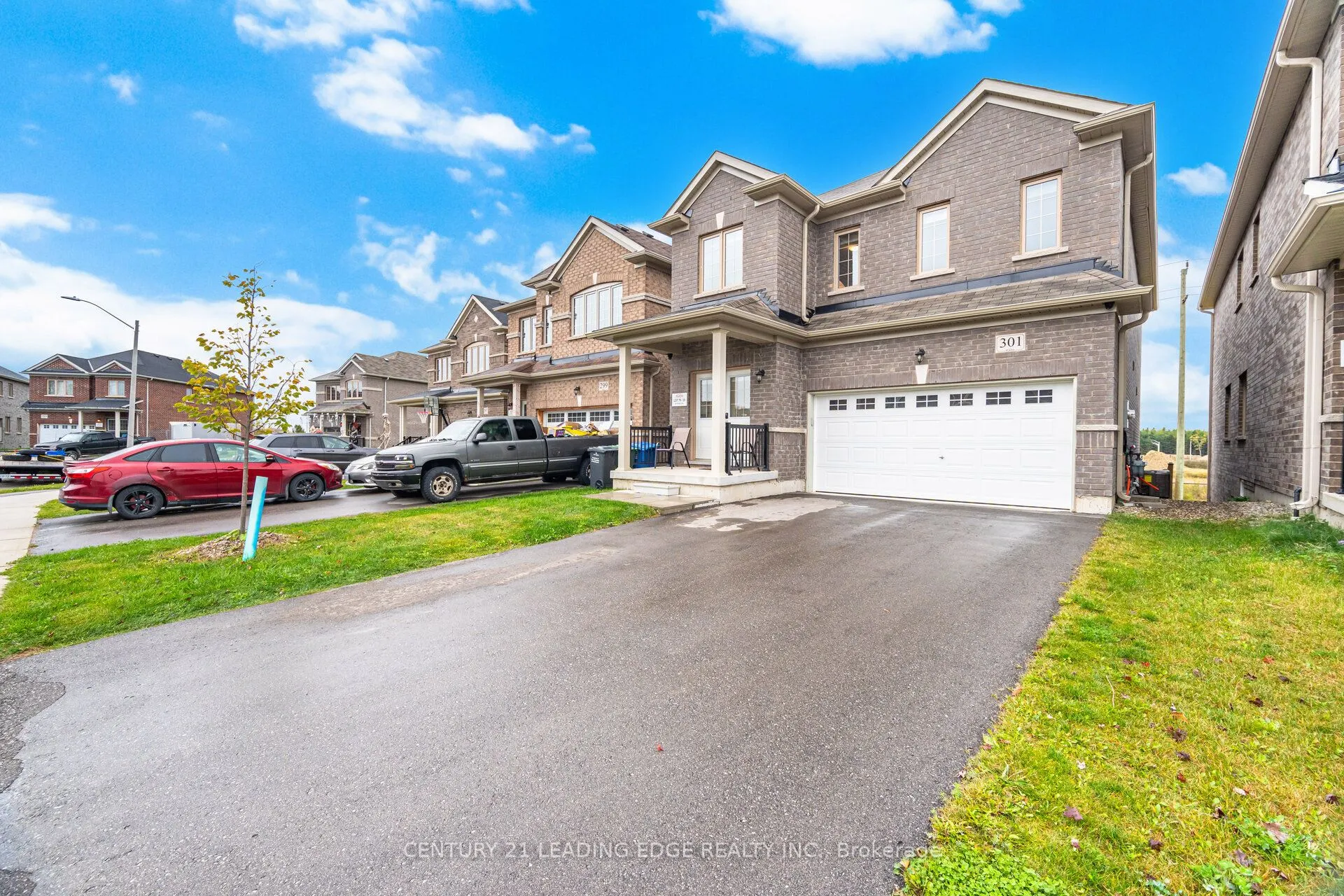 301 Ridley Crescent