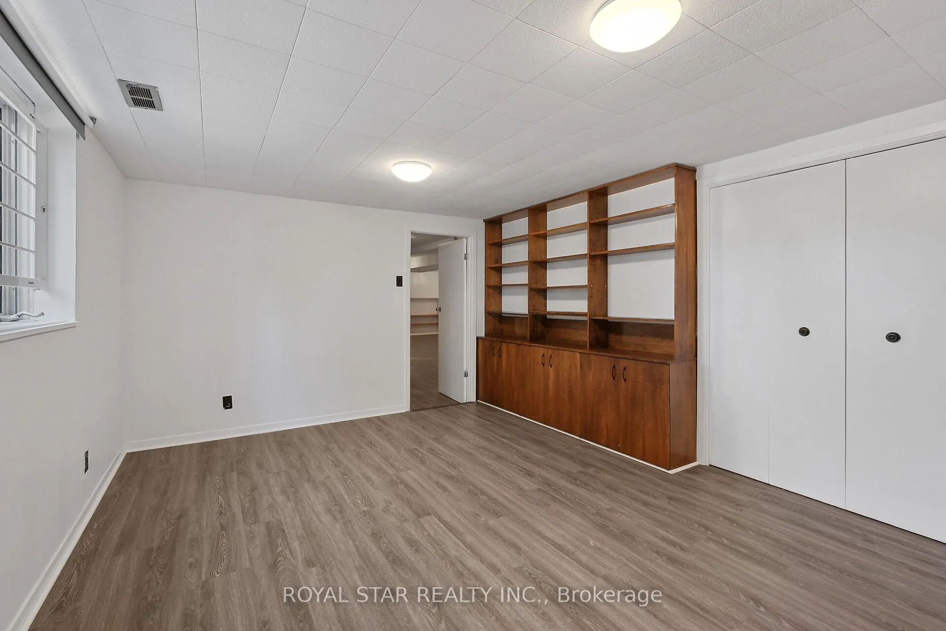 10 Delong Drive