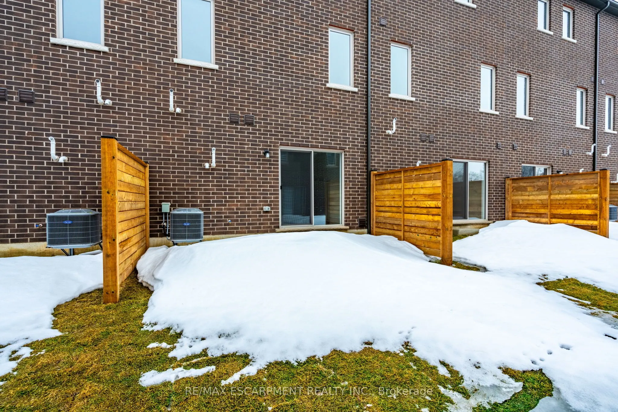 16 CLEAR VALLEY Lane