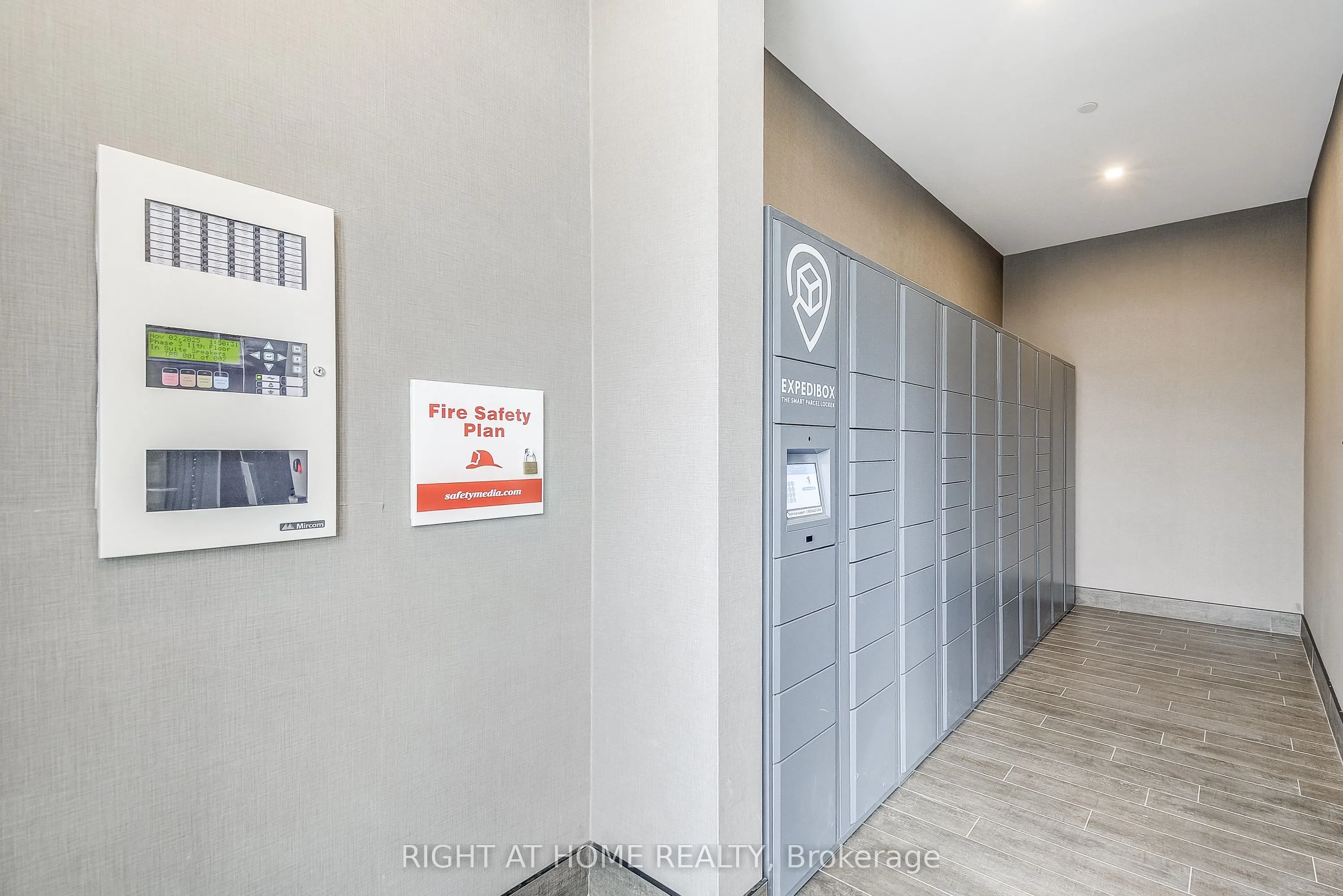 470 Dundas Street E #604