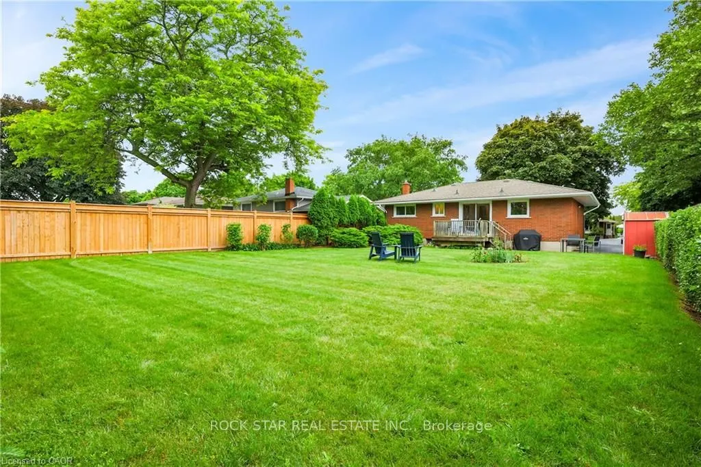 78 LEASIDE Drive #Lower