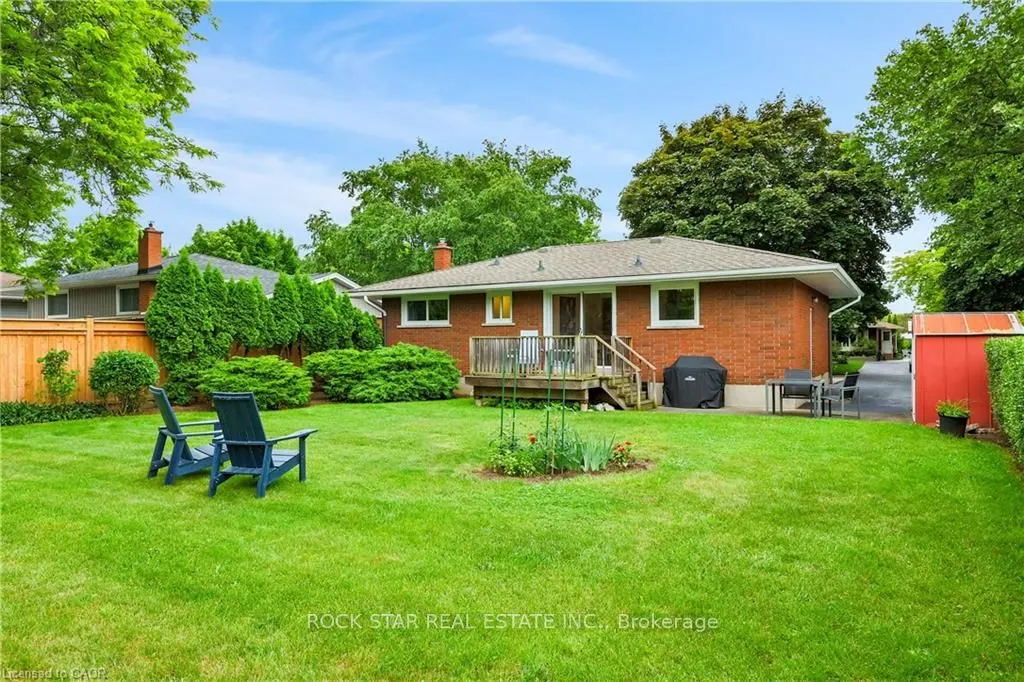 78 LEASIDE Drive #Lower