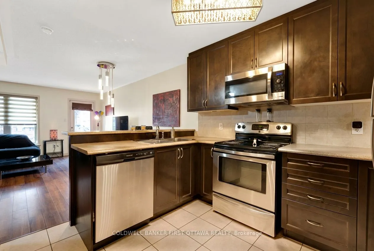 150 Urbancrest Private #182