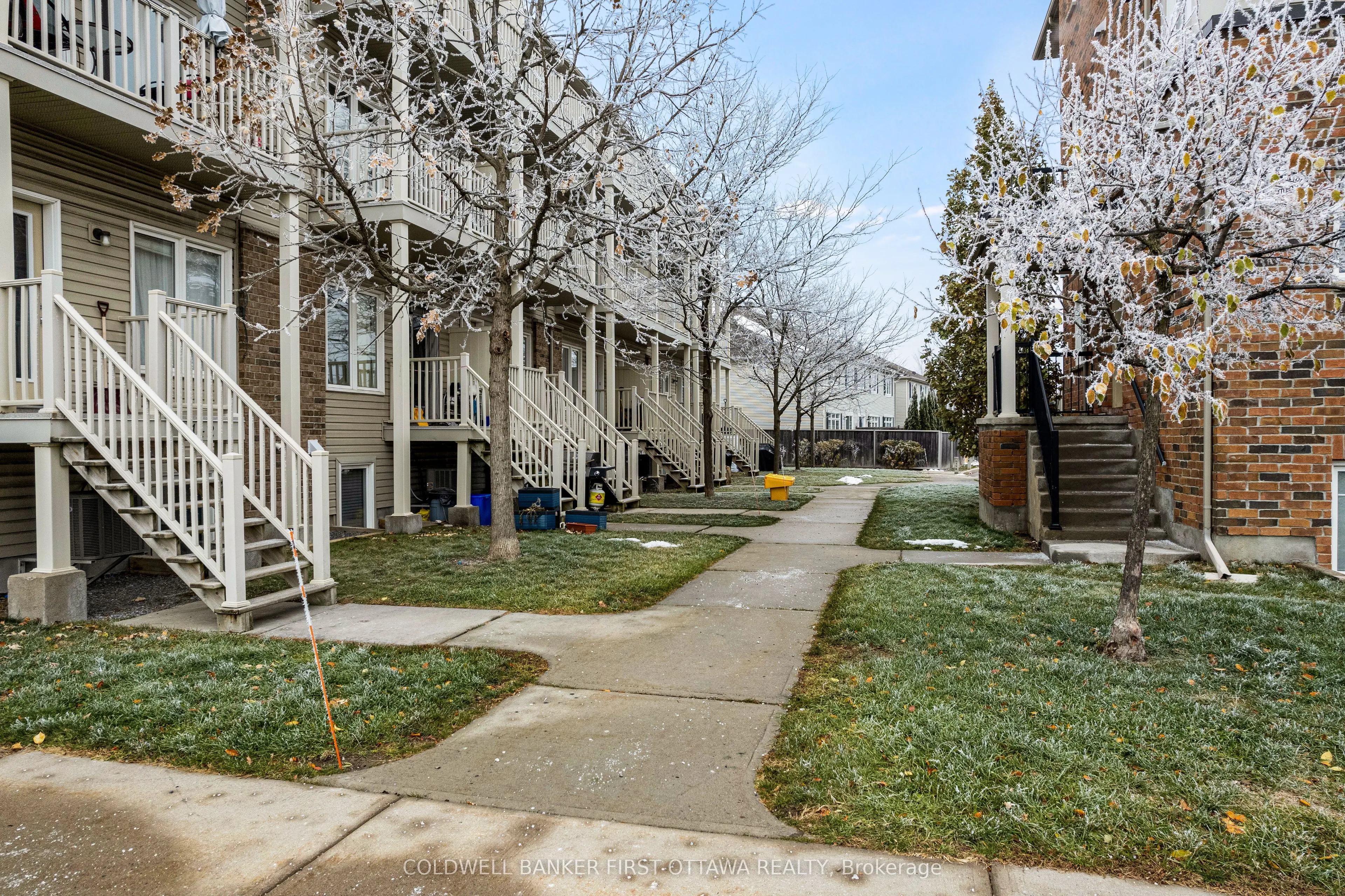 150 Urbancrest Private #182