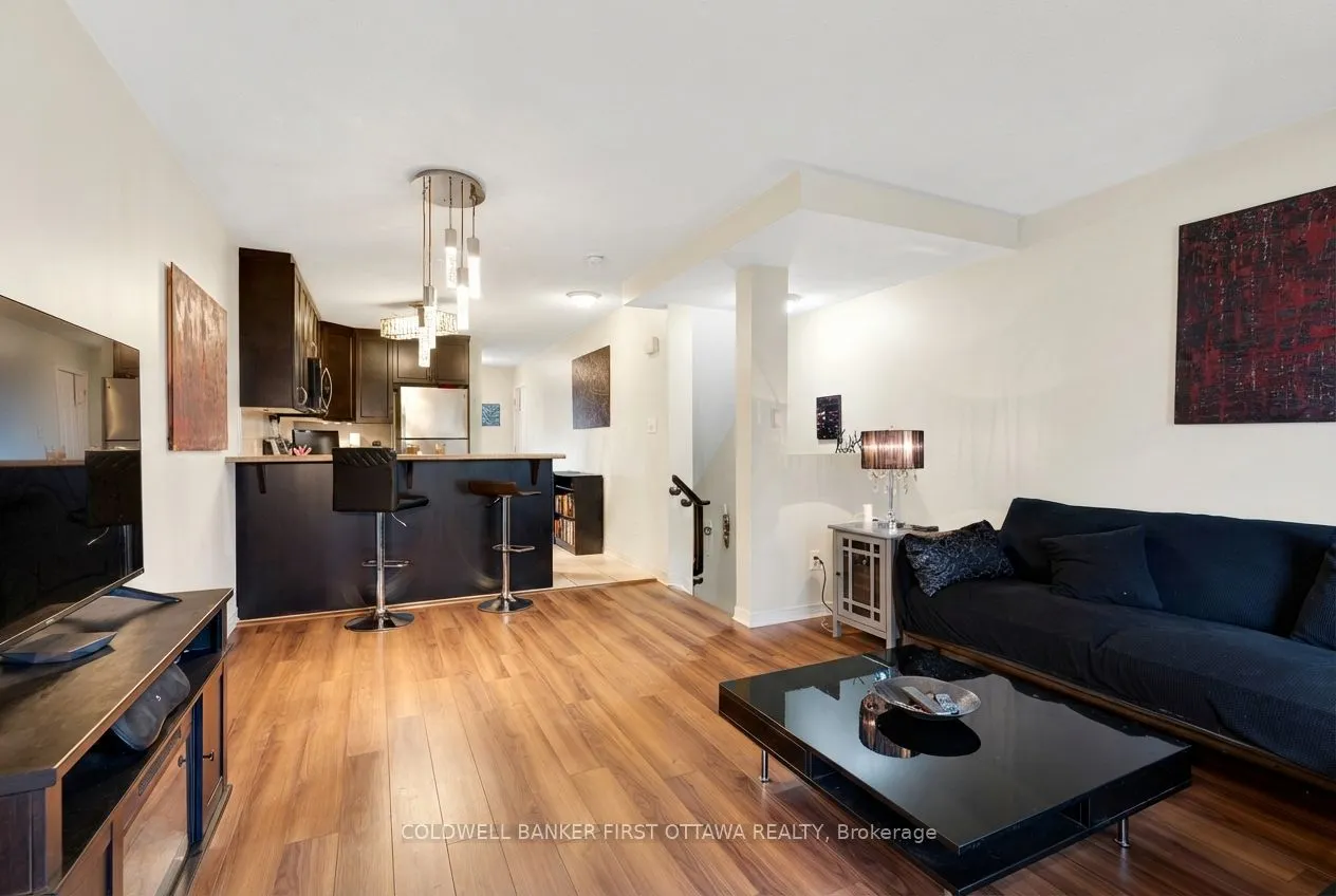 150 Urbancrest Private #182