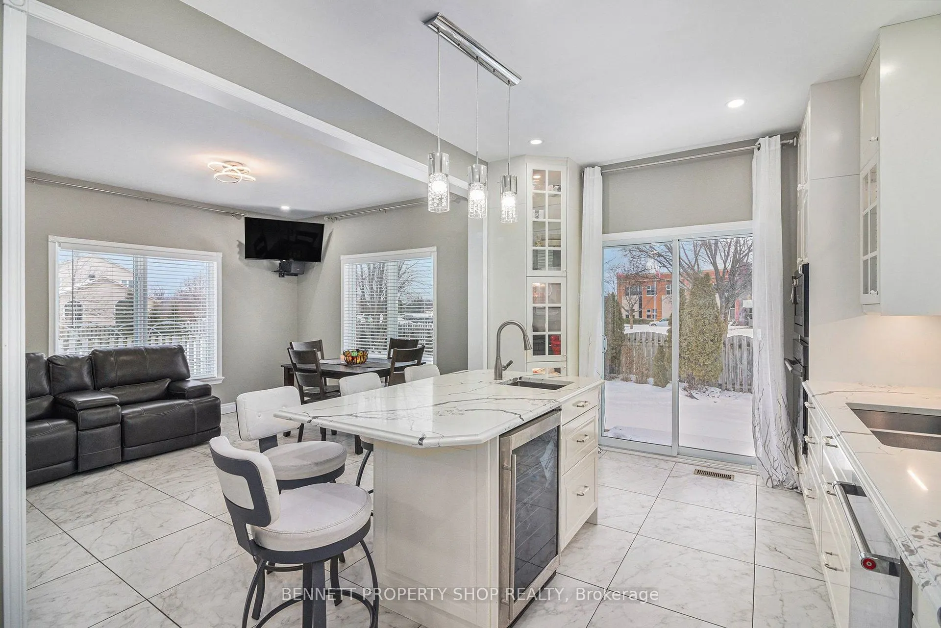 1067 Rocky Harbour Crescent