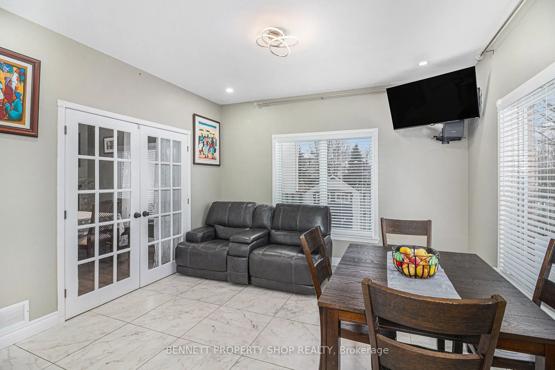 1067 Rocky Harbour Crescent