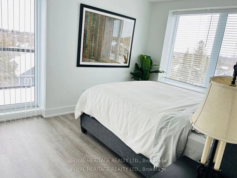 19B West Street N #402