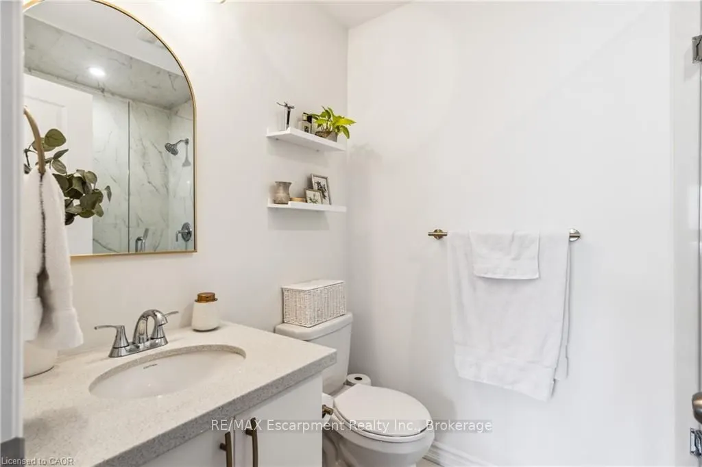 54 Nisbet Boulevard #31