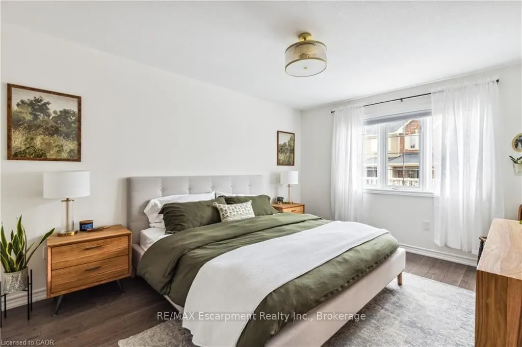 54 Nisbet Boulevard #31