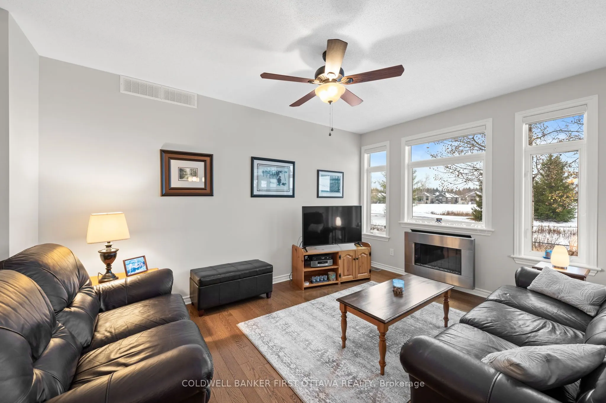 239 ROYAL LANDING Gate