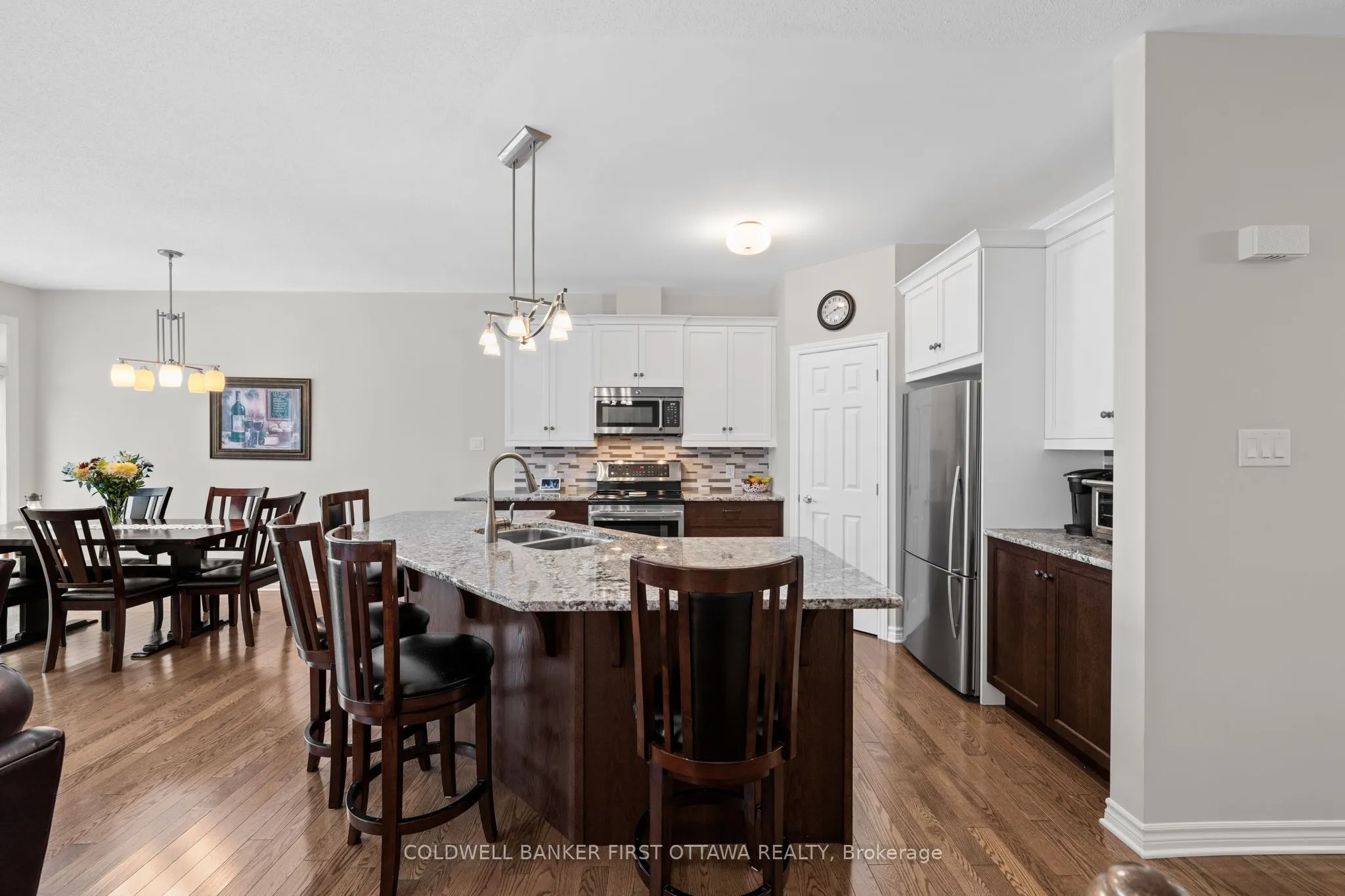 239 ROYAL LANDING Gate
