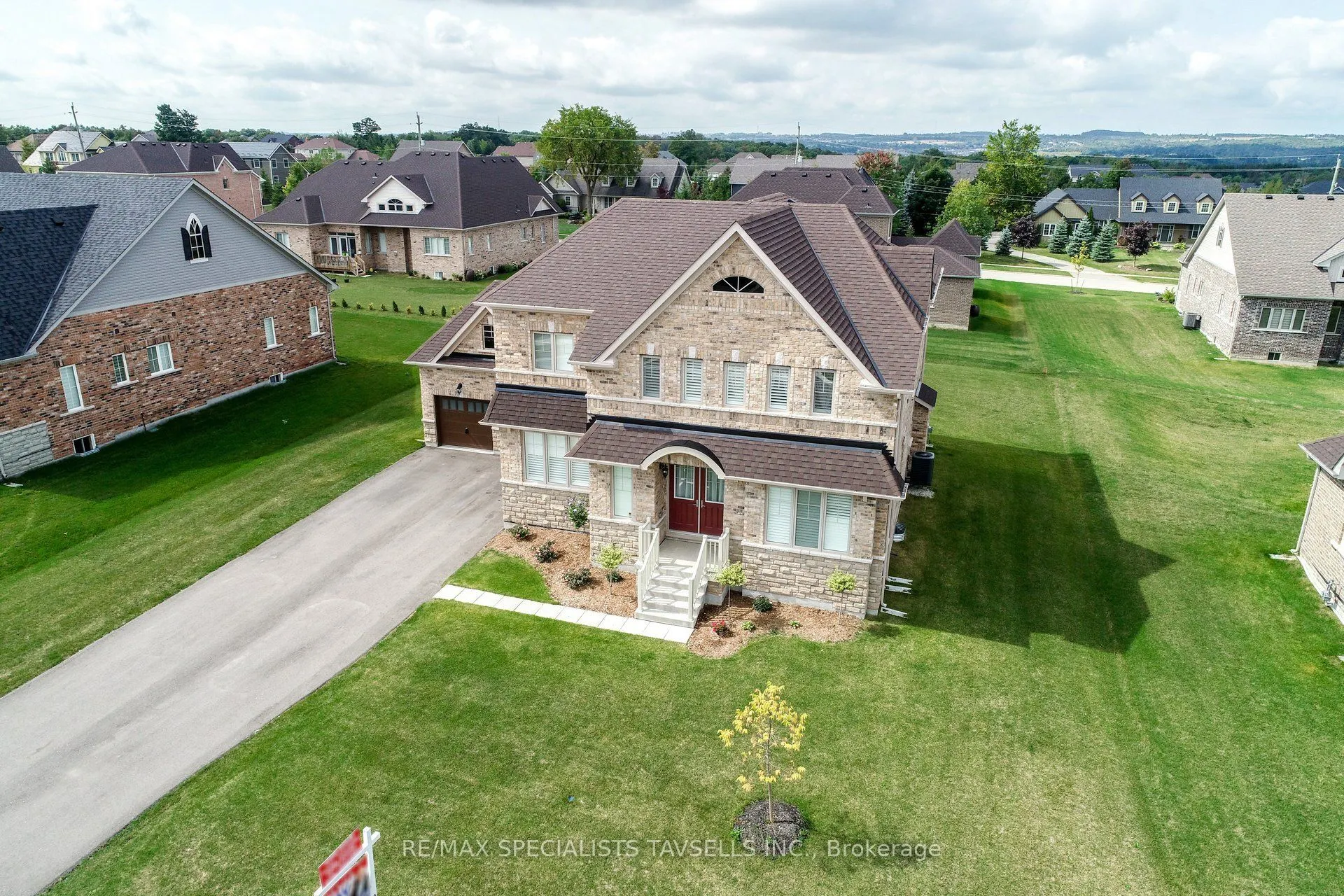 16 Meek Avenue