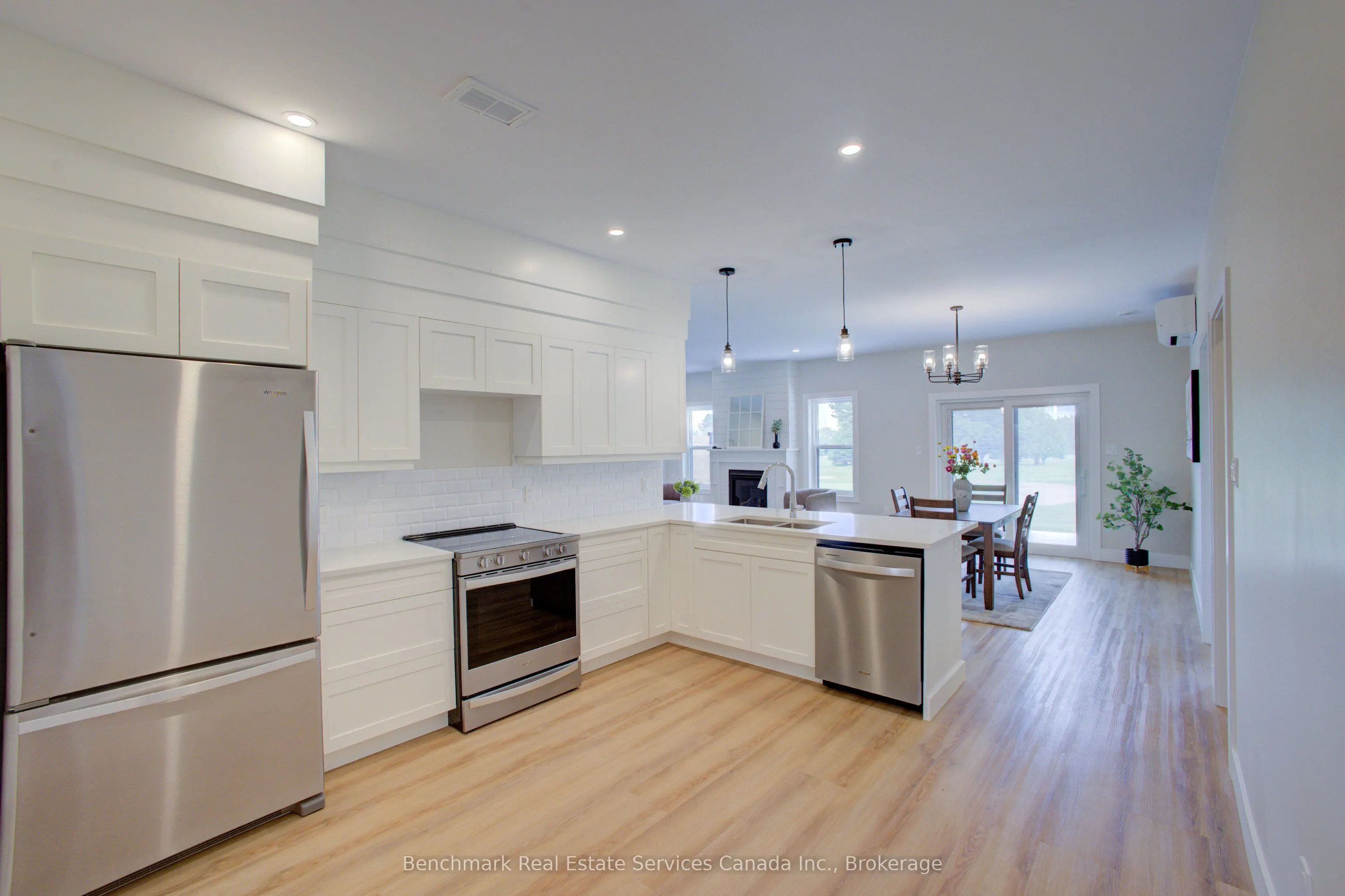 1182 Queen Street #54