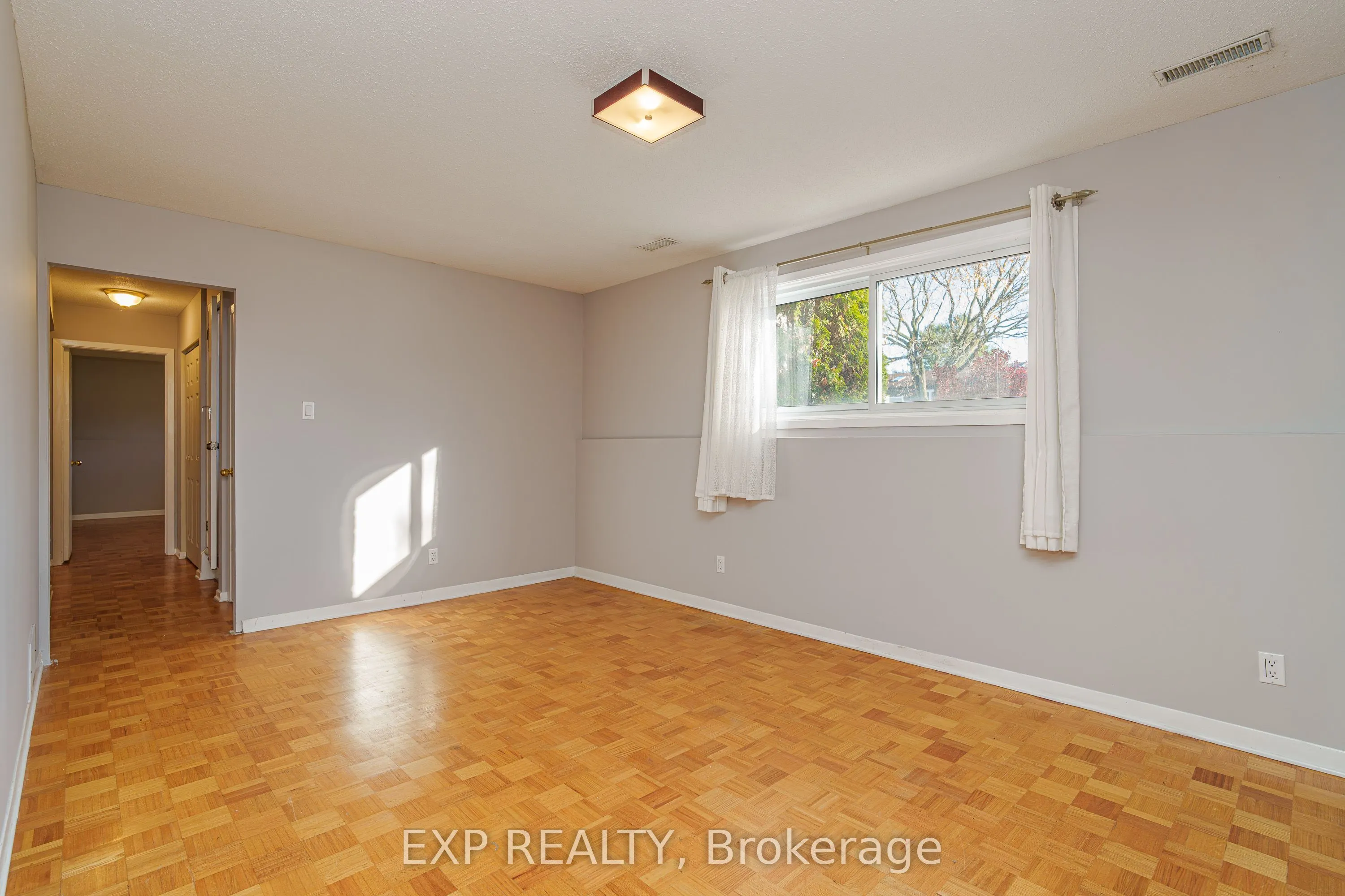49 Larkin Drive