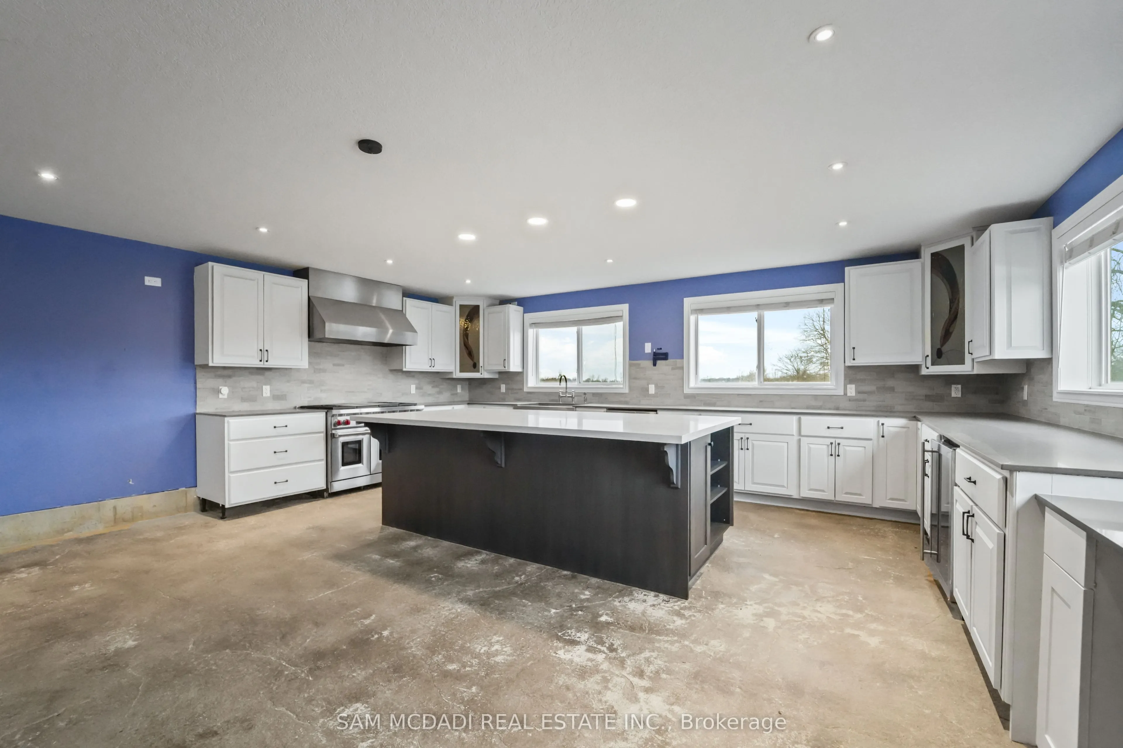 1291 Old Highway 8