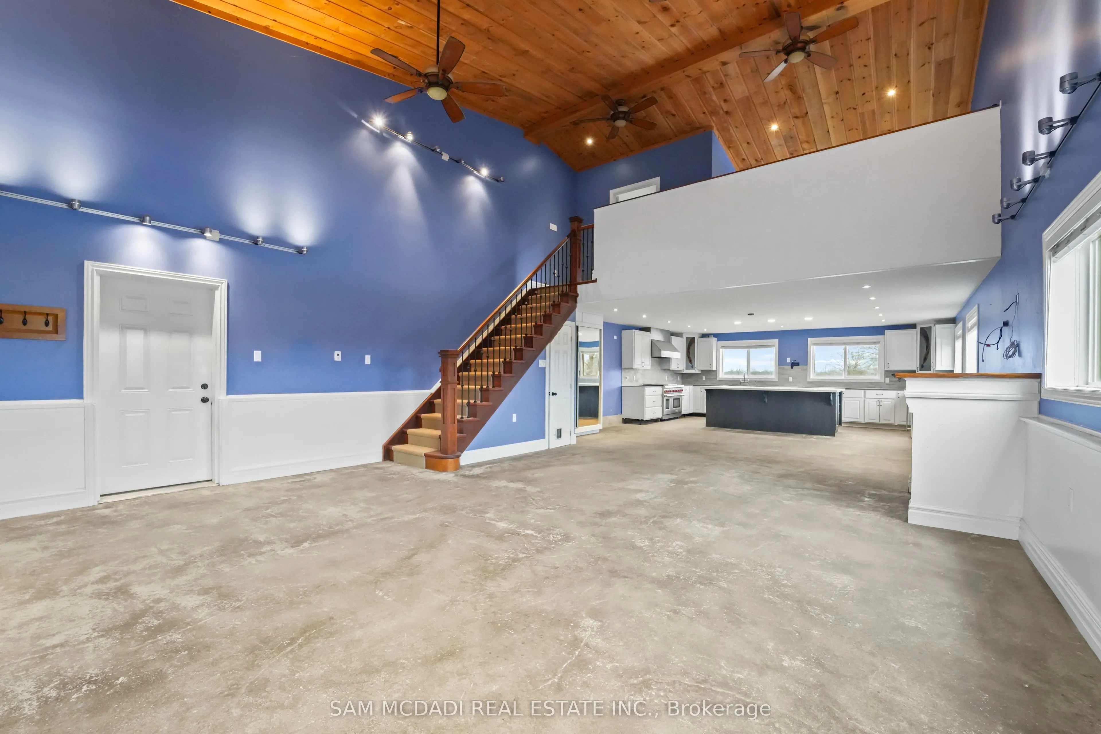 1291 Old Highway 8
