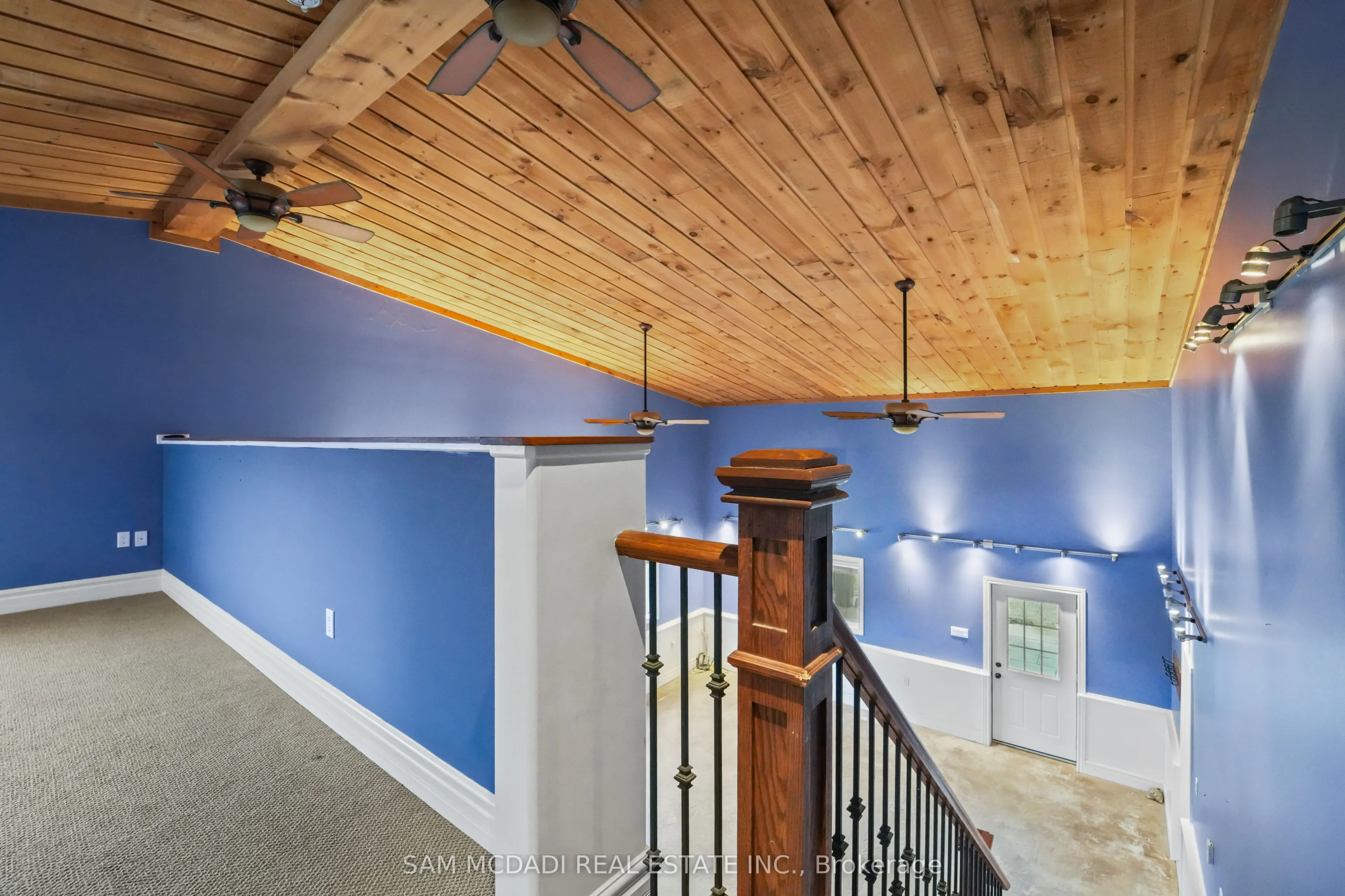 1291 Old Highway 8