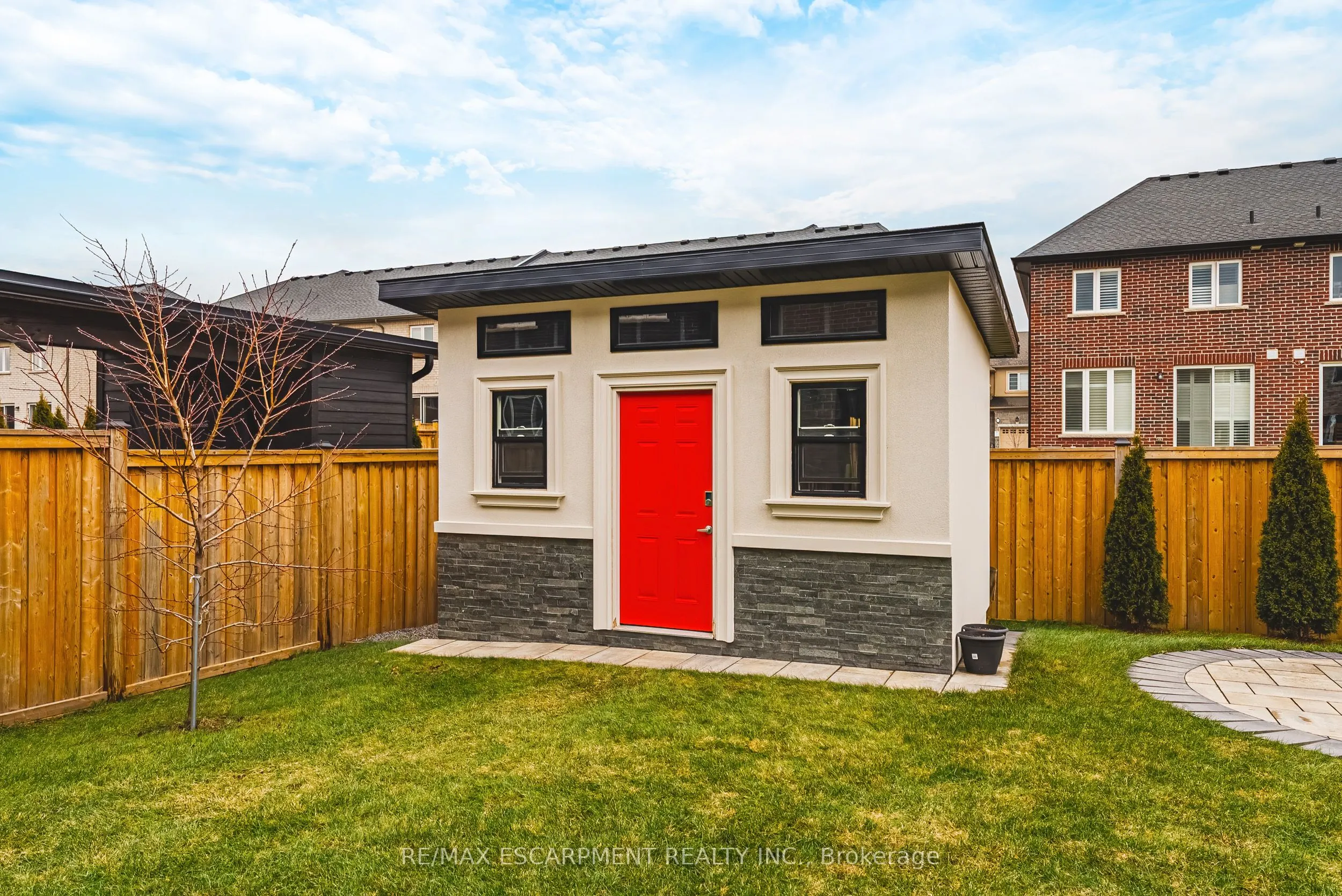 90 Robertson Road
