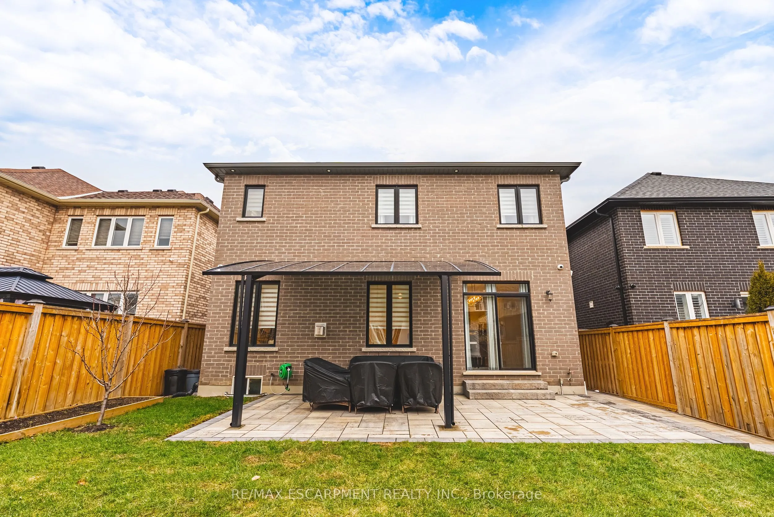 90 Robertson Road