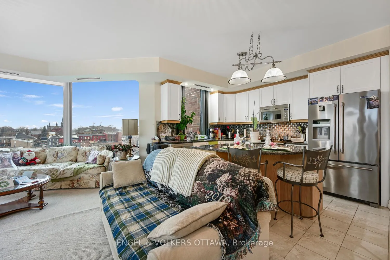 15 St Andrew Street #904