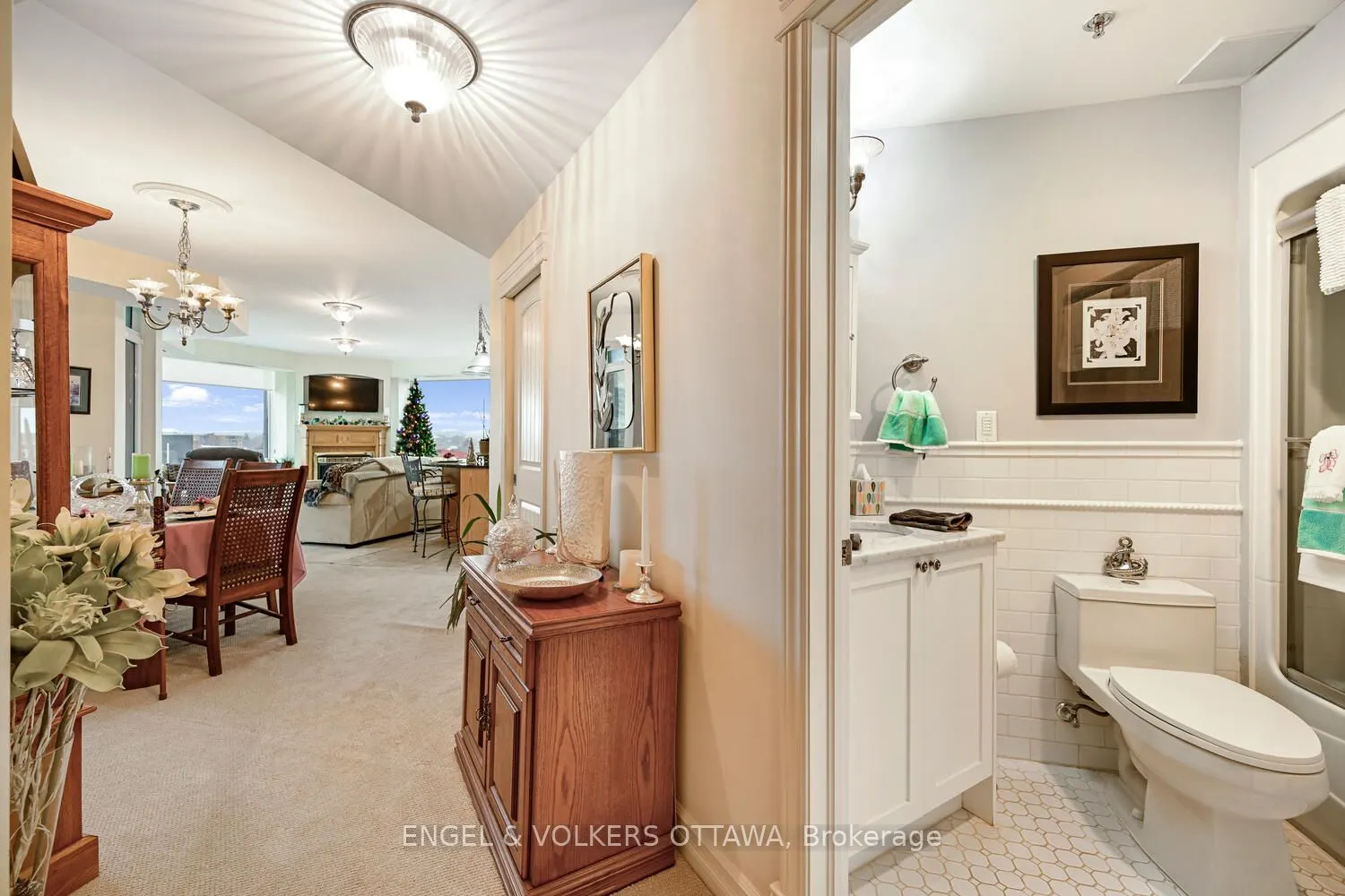 15 St Andrew Street #904
