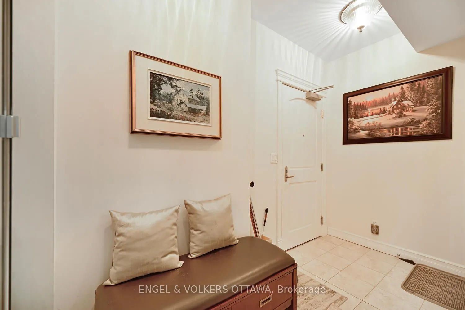 15 St Andrew Street #904