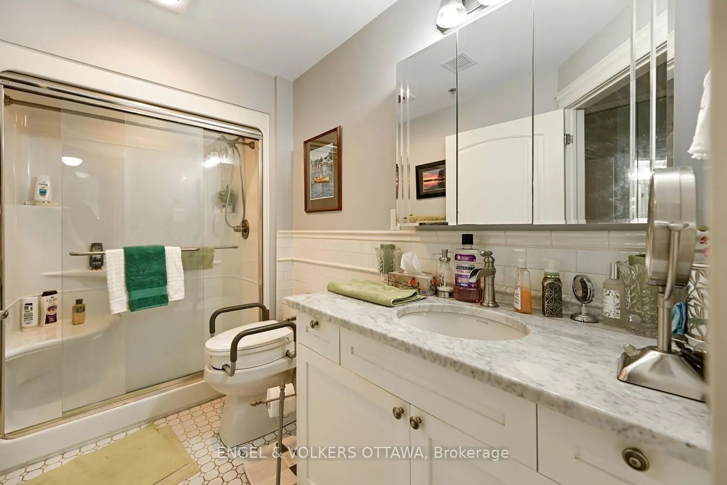 15 St Andrew Street #904