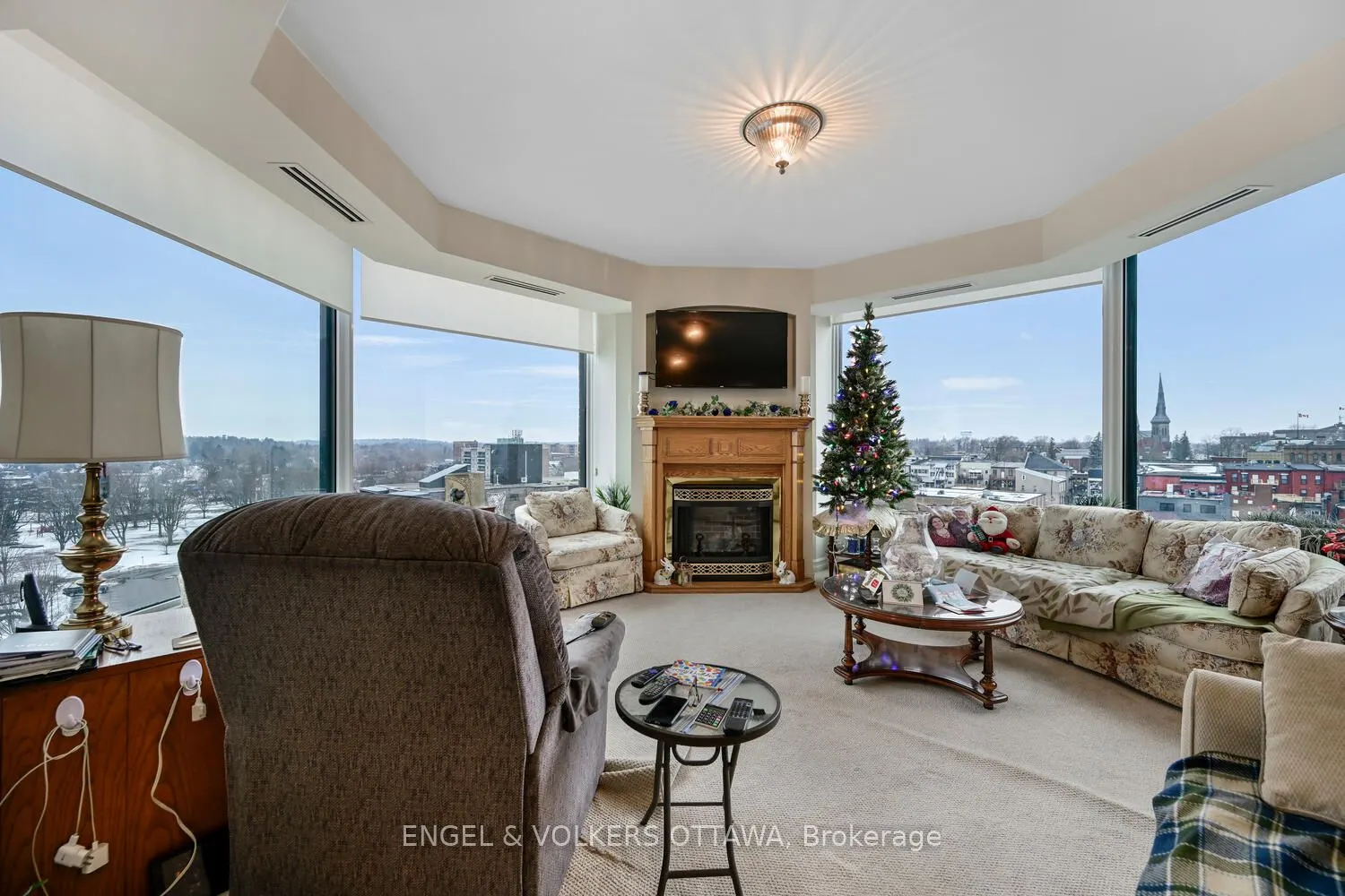 15 St Andrew Street #904