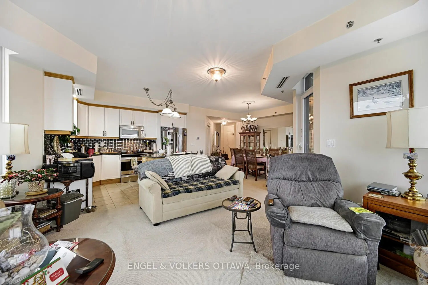 15 St Andrew Street #904