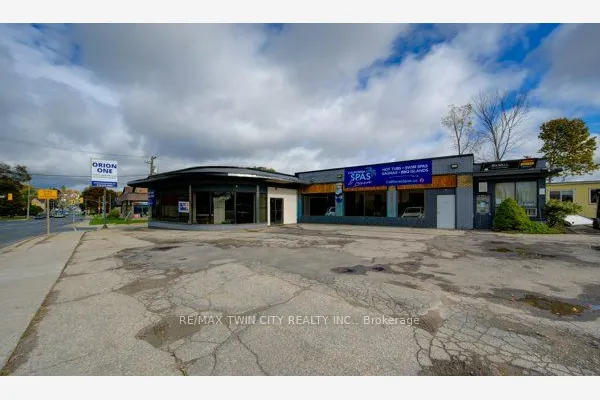 40 Lancaster Street W