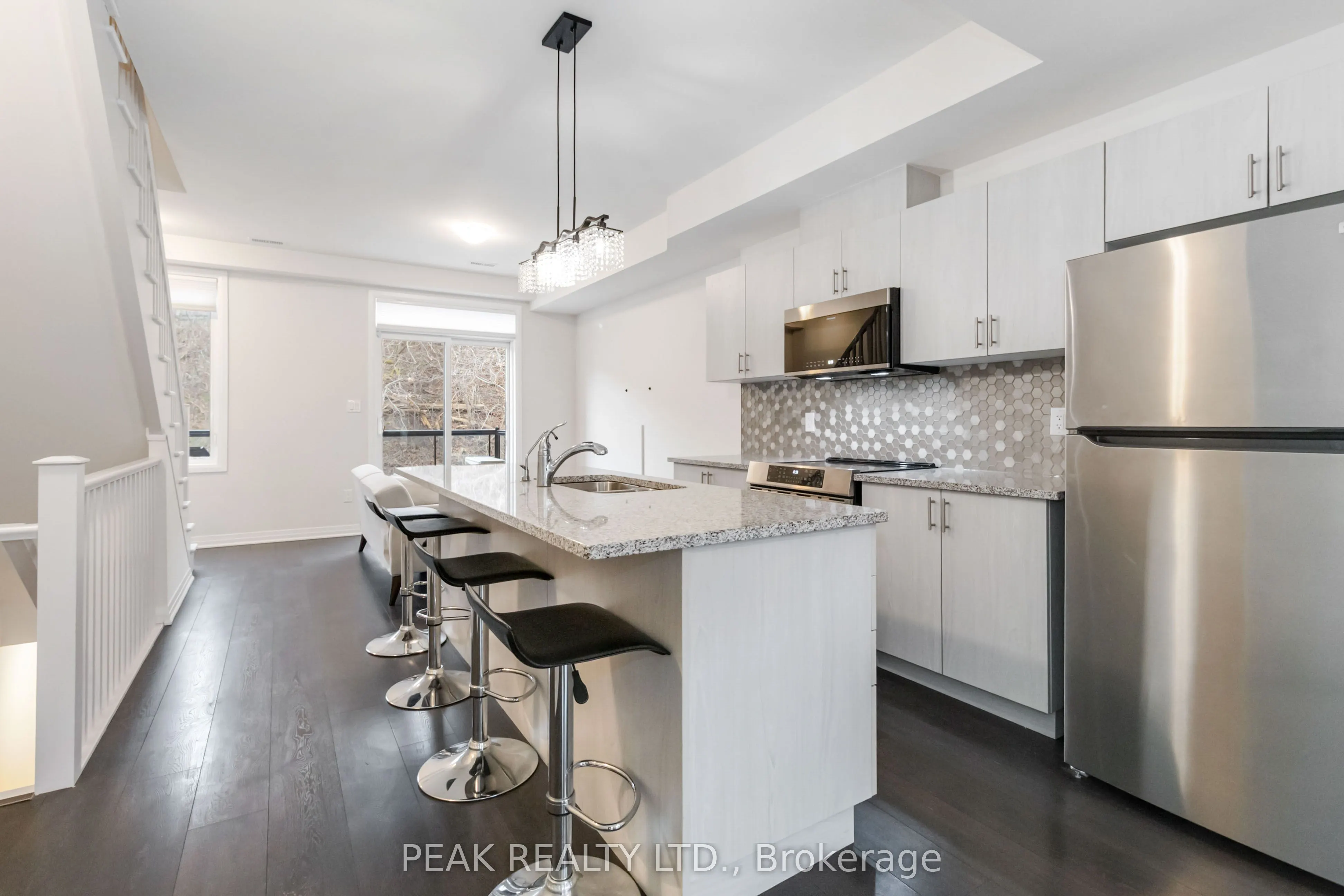 2 Willow Street #60
