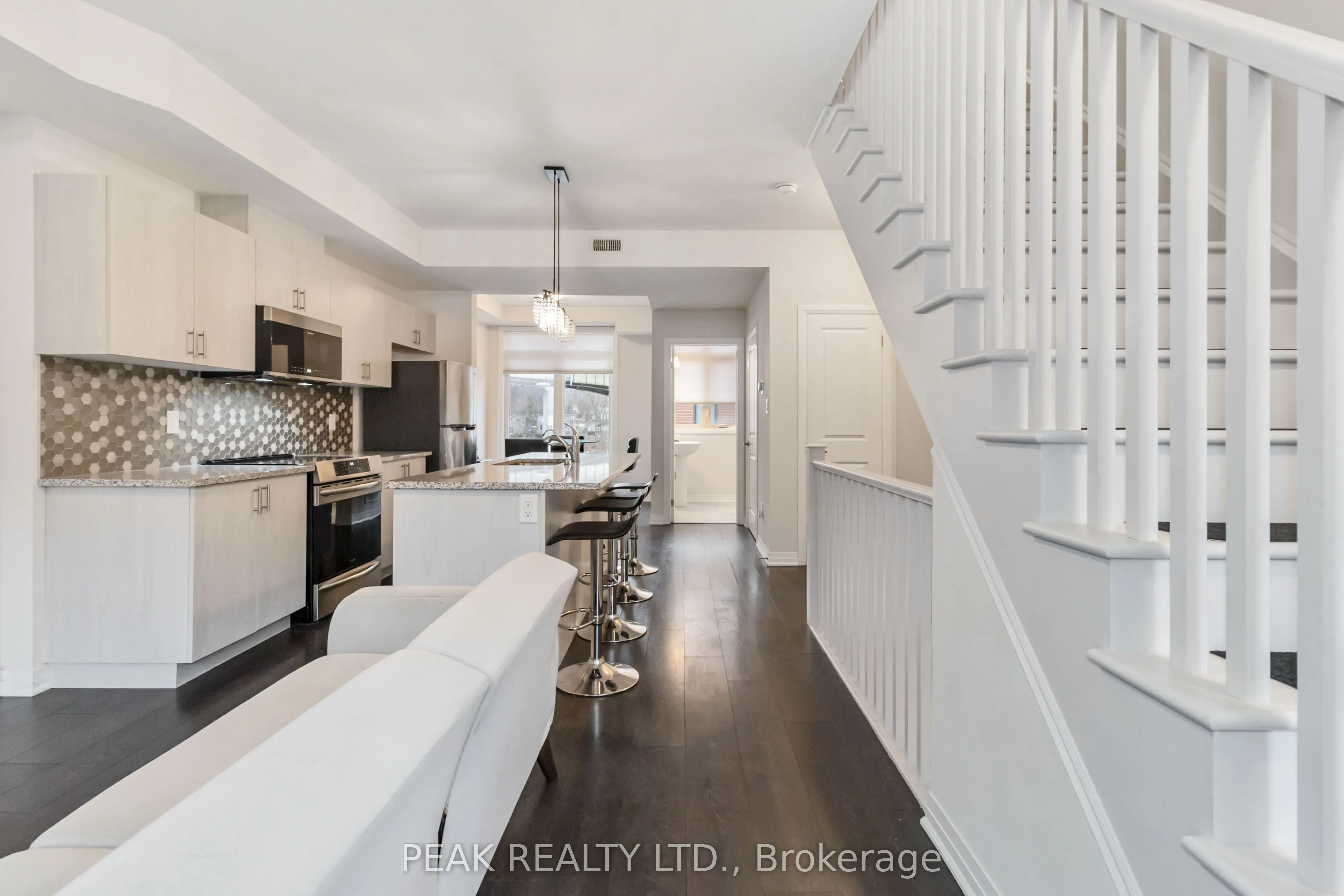 2 Willow Street #60