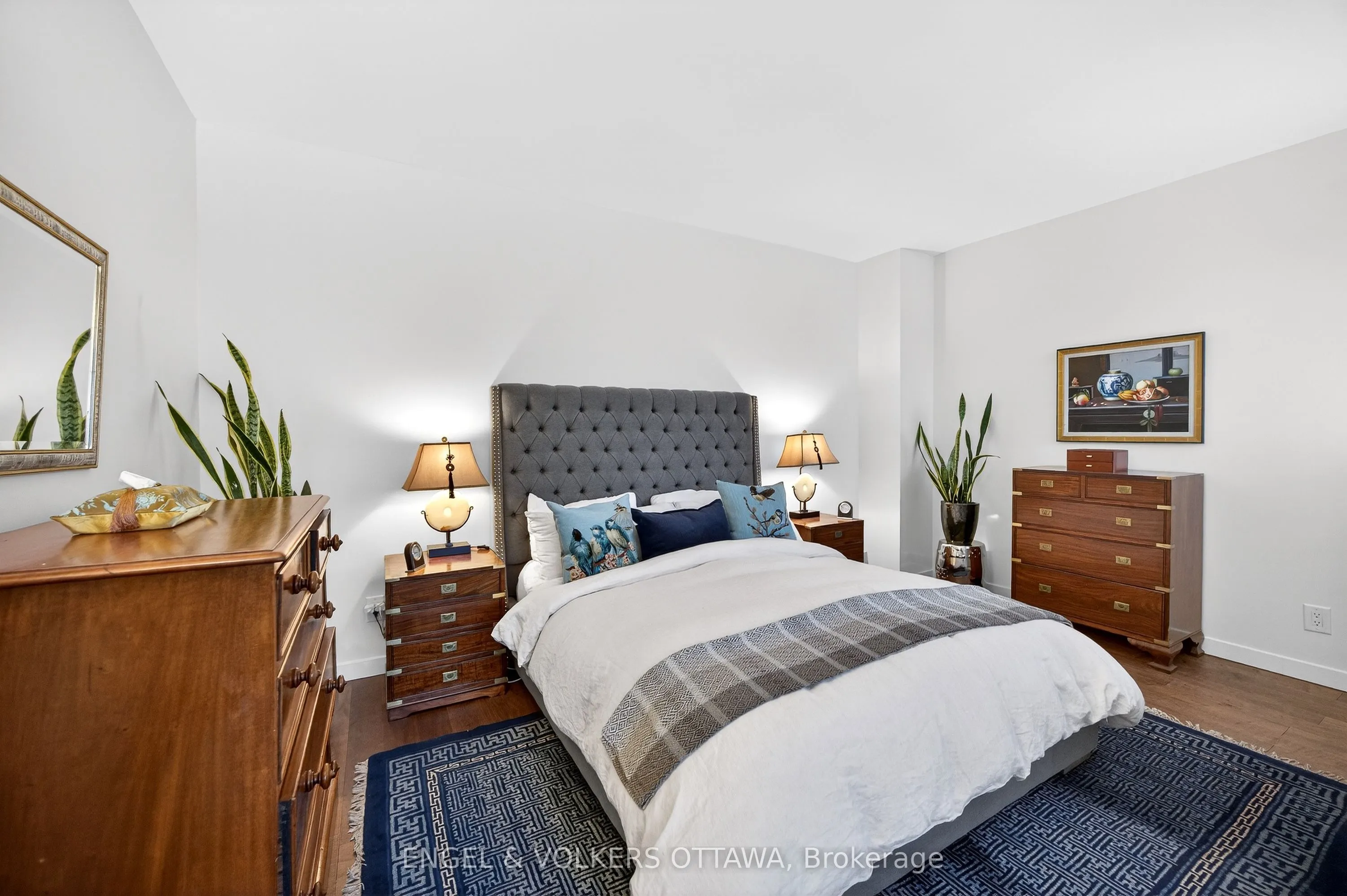 160 George Street #2404