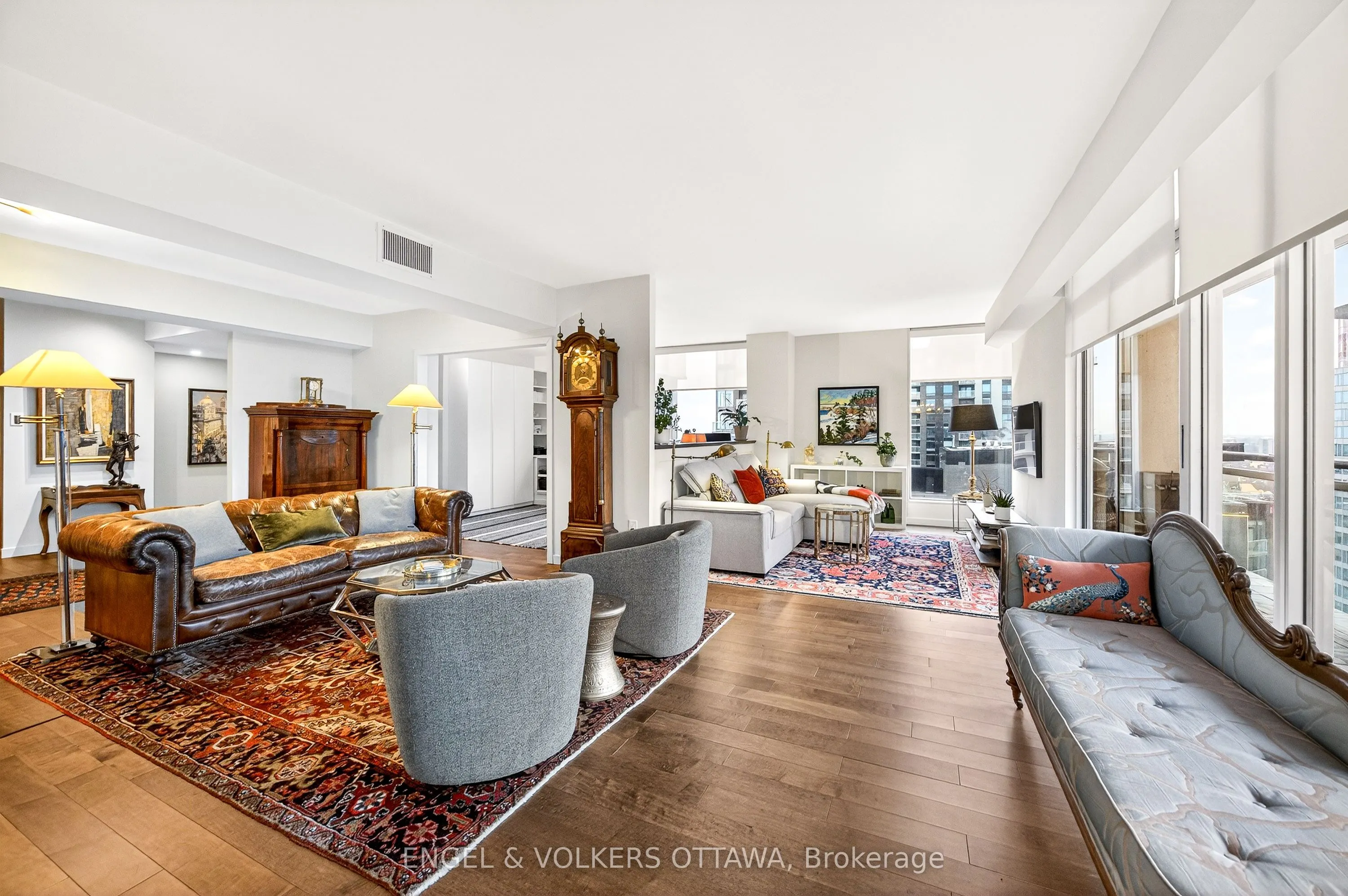 160 George Street #2404