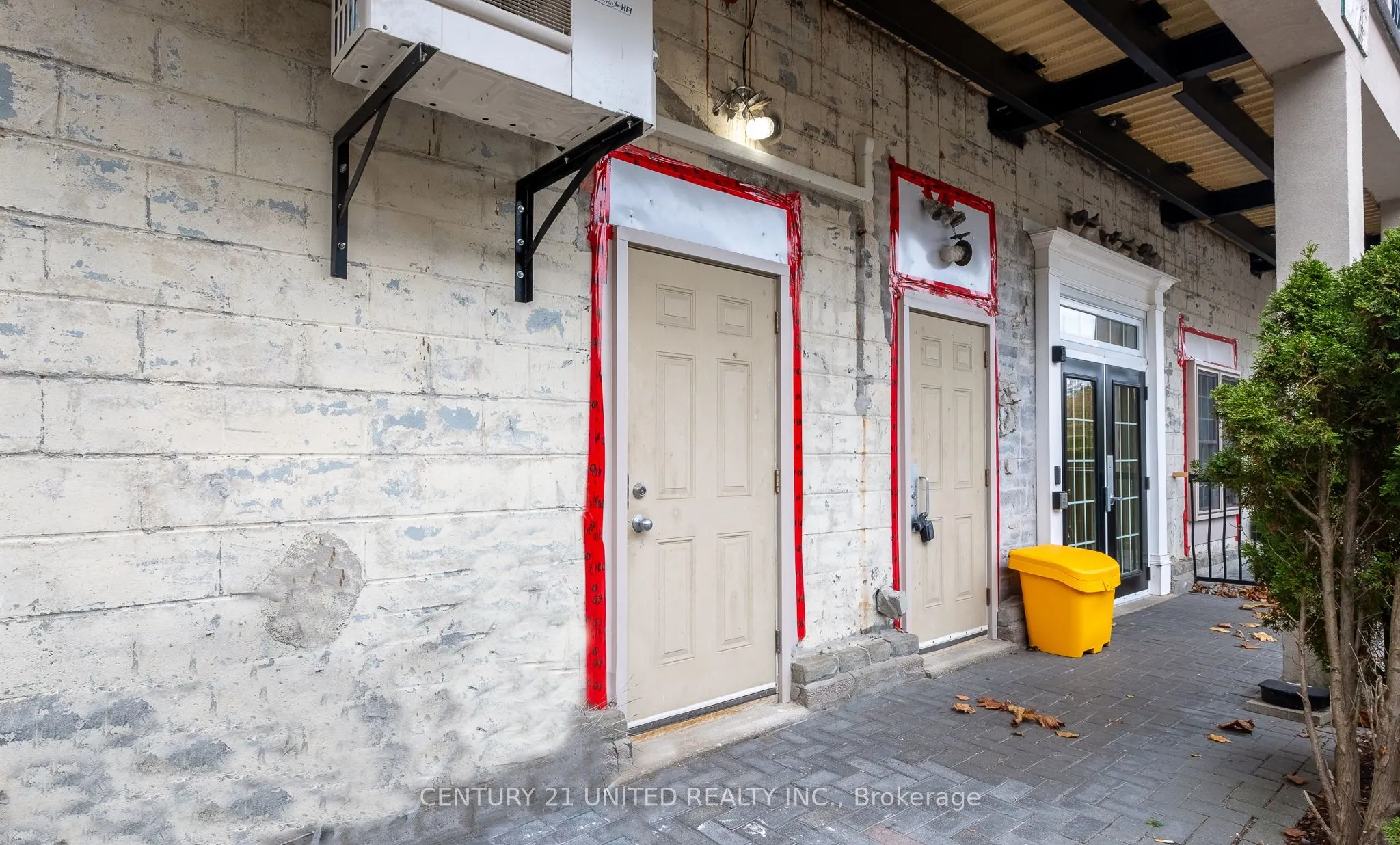79 King Street W #D