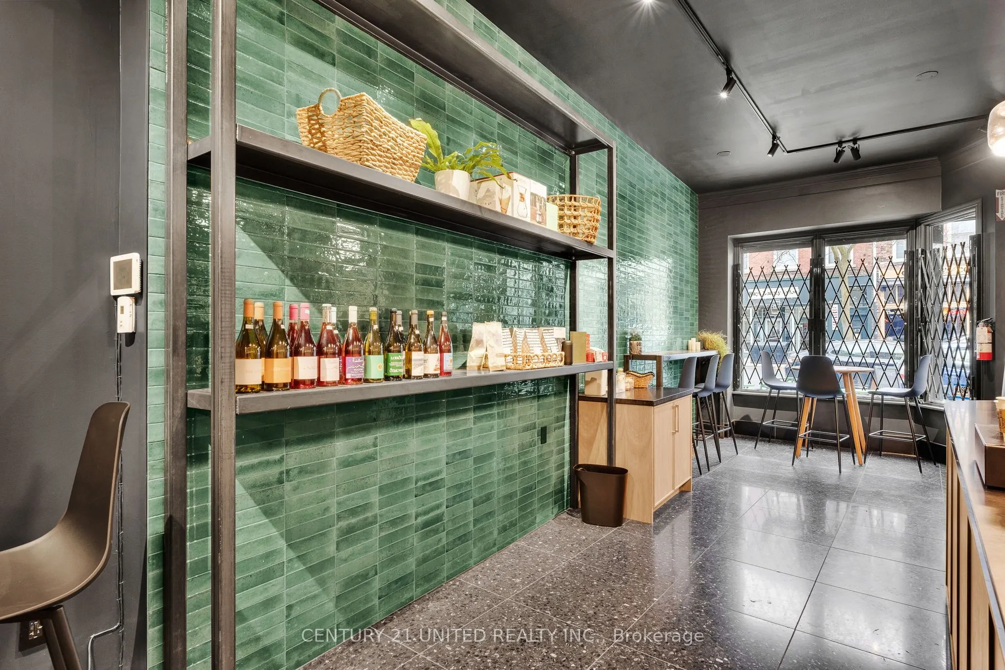79 King Street W #D