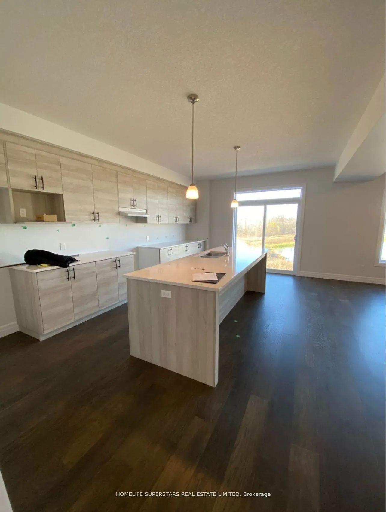 32 Faith Street #7