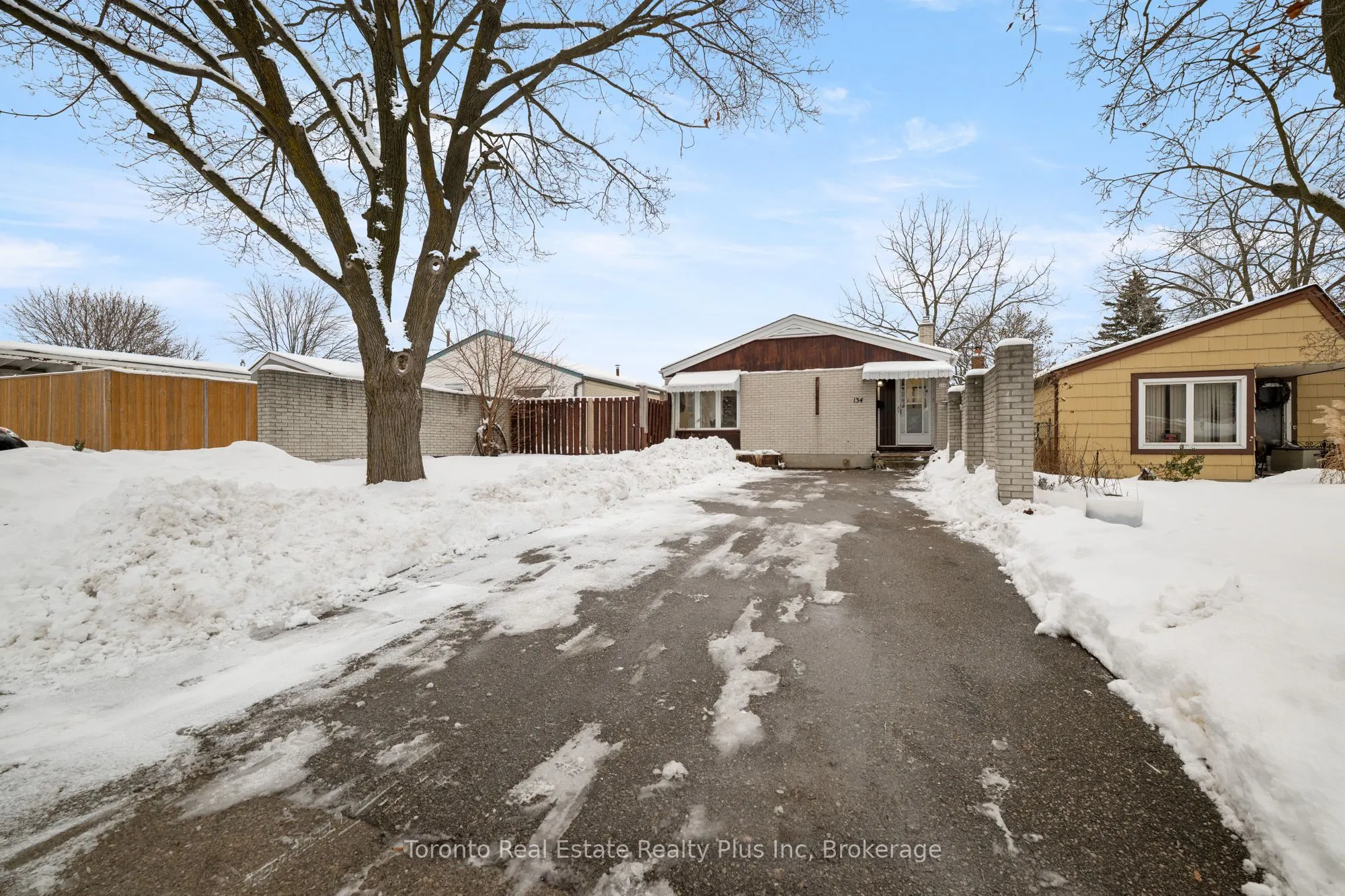134 Pepperwood Crescent